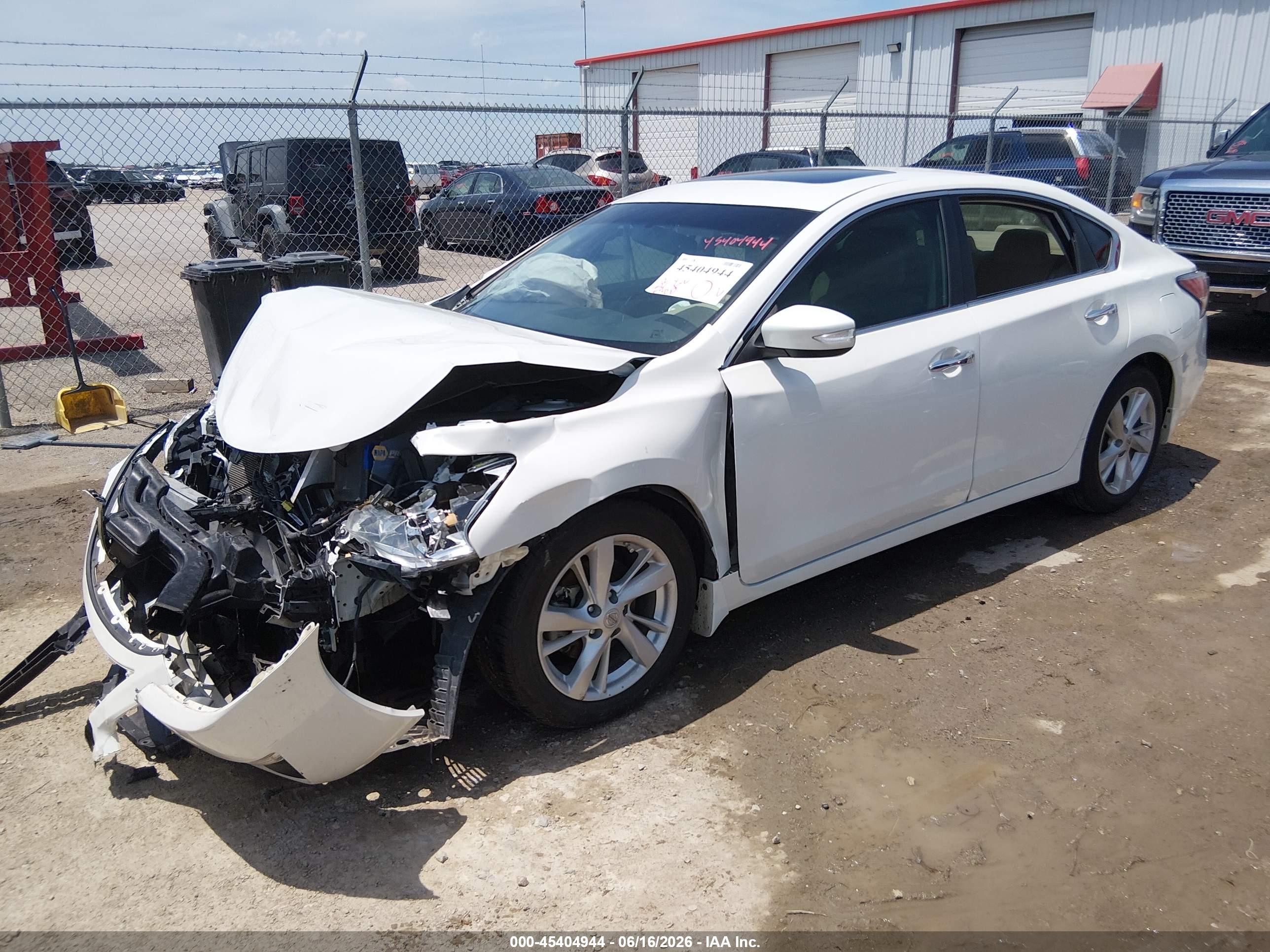 2015 Nissan Altima 2.5 Sv Белый vin: 1N4AL3AP3FC198210