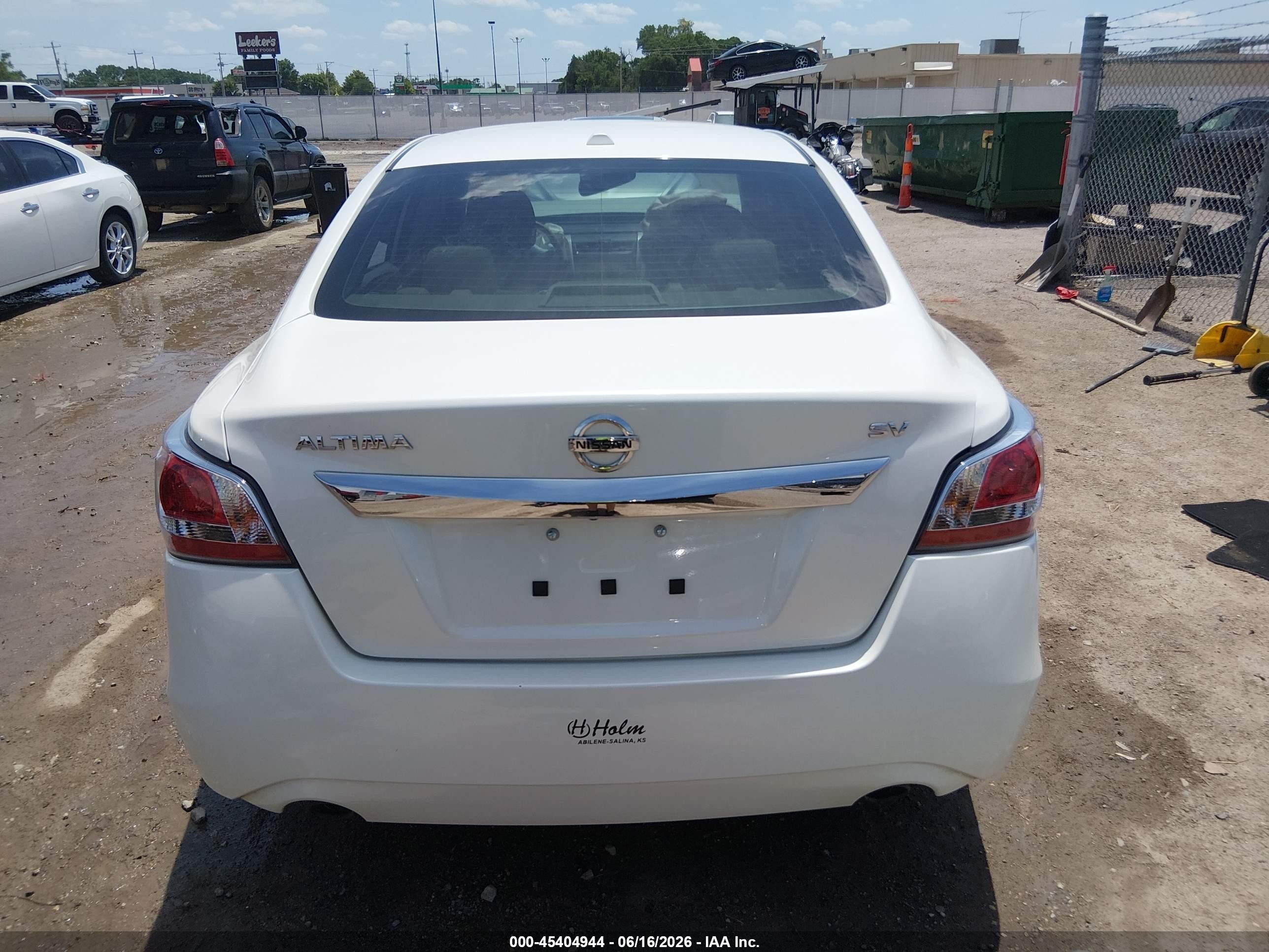 2015 Nissan Altima 2.5 Sv Белый vin: 1N4AL3AP3FC198210