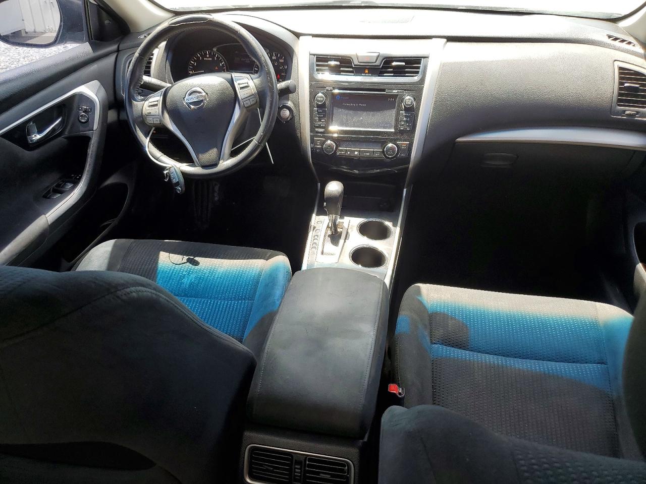 2015 Nissan Altima 2.5 Sv White vin: 1N4AL3AP3FC201073