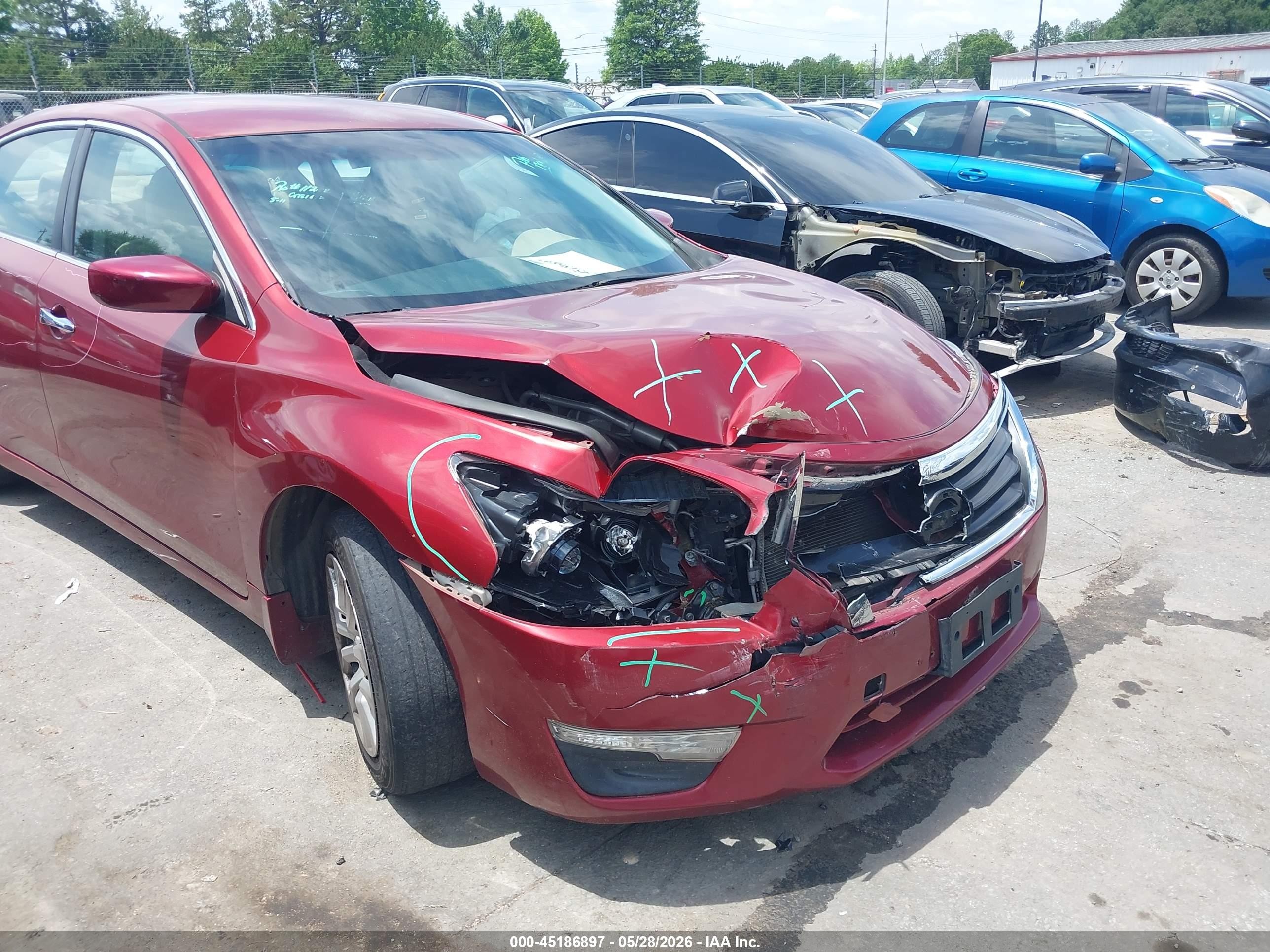 2015 Nissan Altima 2.5 S Red vin: 1N4AL3AP3FC201509