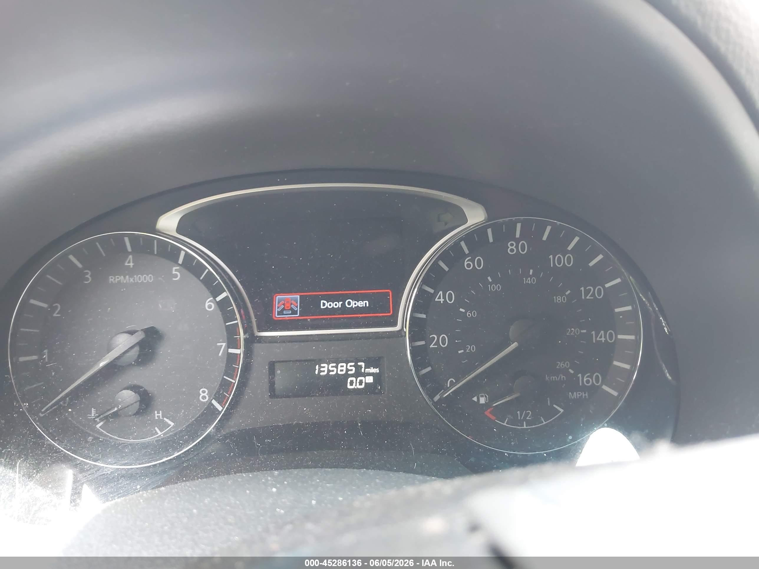 2015 Nissan Altima 2.5 Sv Красный vin: 1N4AL3AP3FC204331