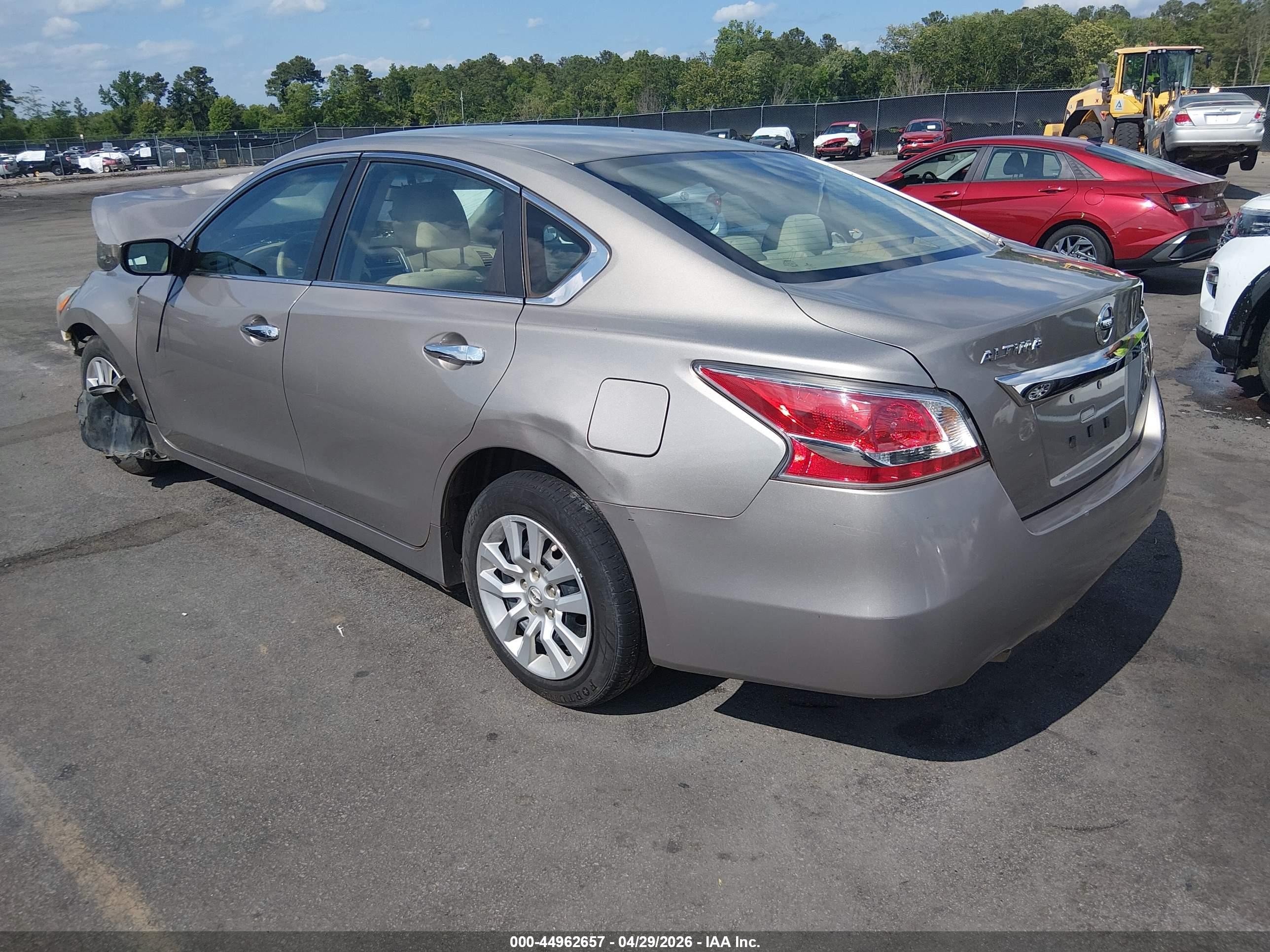 2015 Nissan Altima 2.5 S Champagne vin: 1N4AL3AP3FC208119
