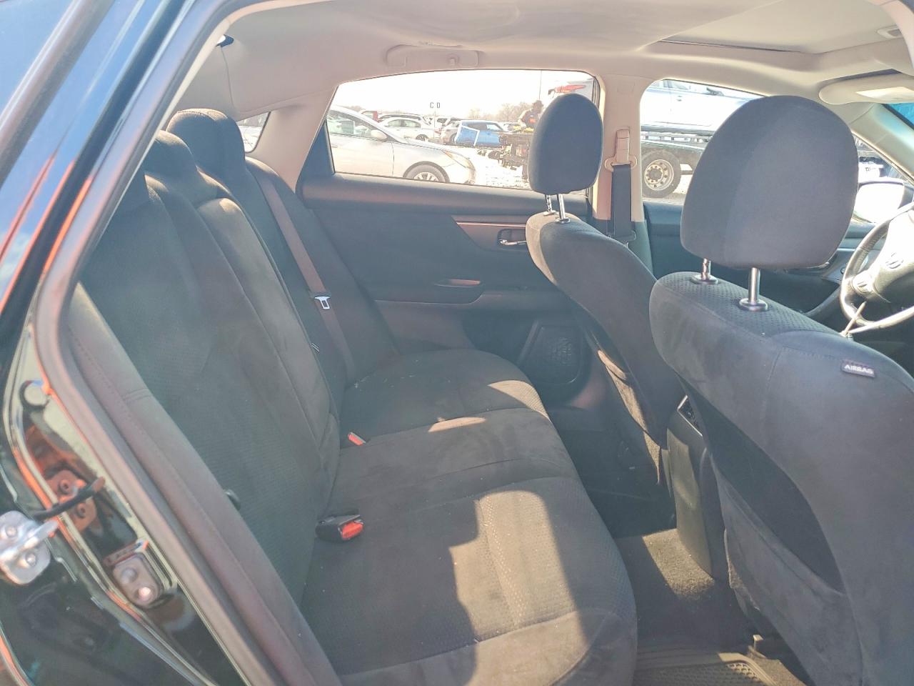 2015 Niss Altima 2.5 Sv Black vin: 1N4AL3AP3FC210646