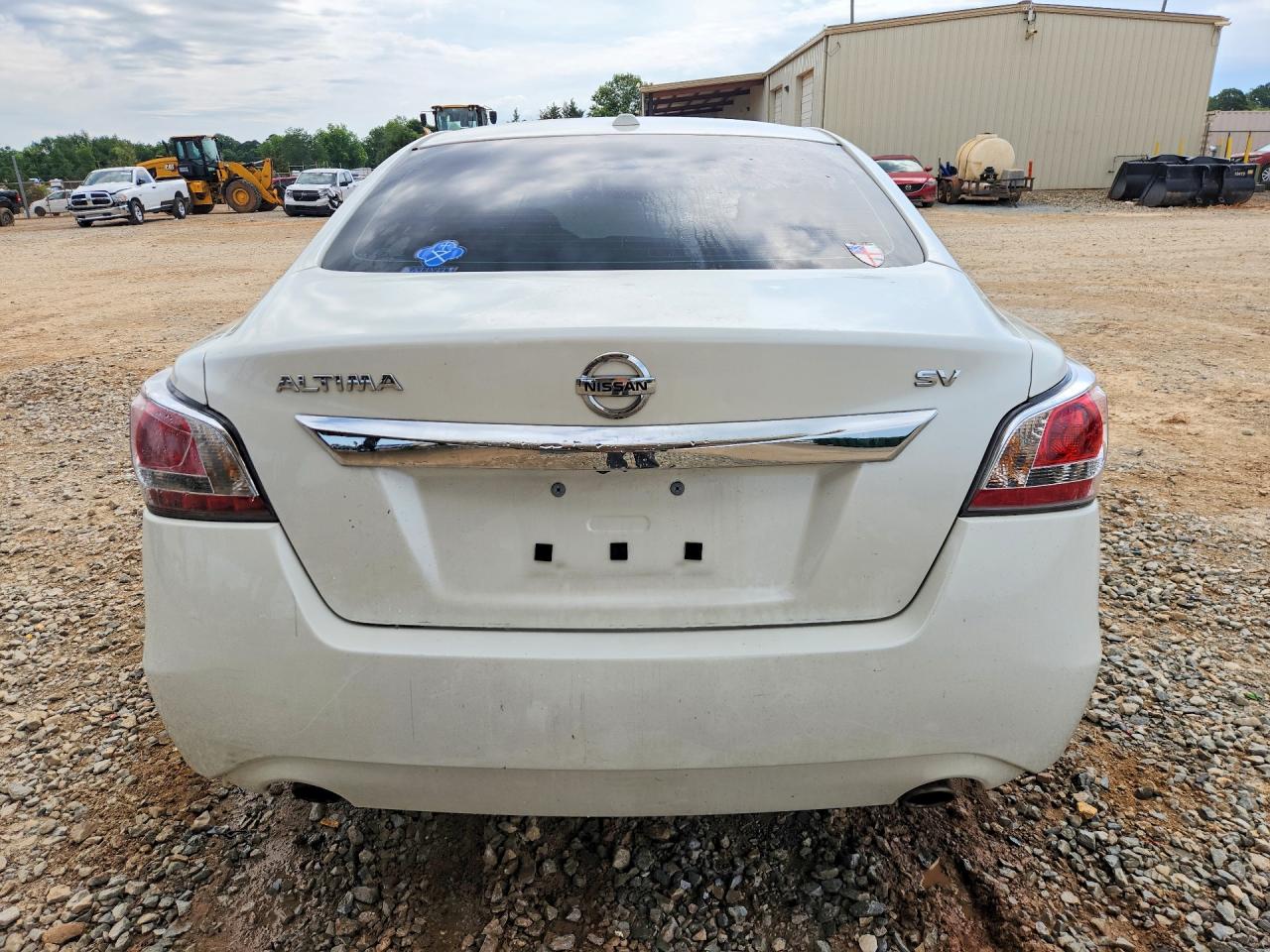 2015 Nissan Altima 2.5 Sv White vin: 1N4AL3AP3FC213949