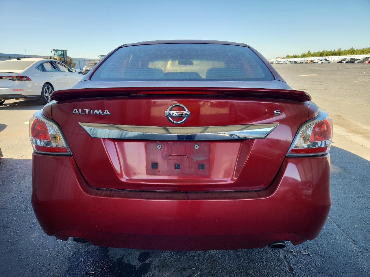 2015 Nissan Altima 2.5 S Red vin: 1N4AL3AP3FC228869
