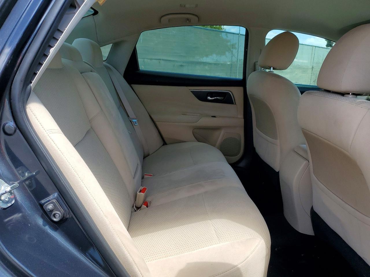 2015 Nissan Altima 2.5 S Серый vin: 1N4AL3AP3FC238561