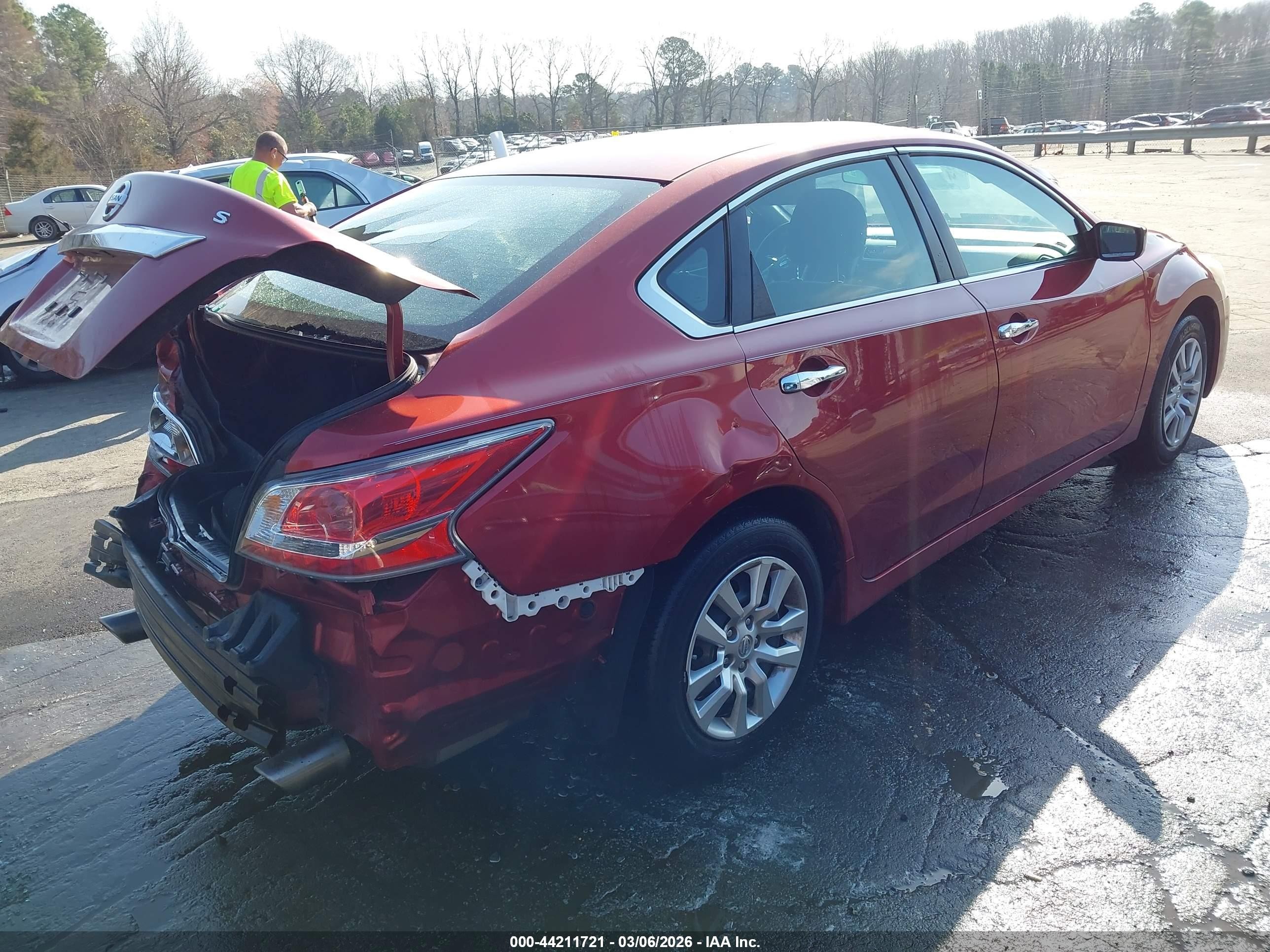 2015 Nissan Altima 2.5/2.5 S/2.5 Sl/2.5 Sv Burgundy vin: 1N4AL3AP3FC253545