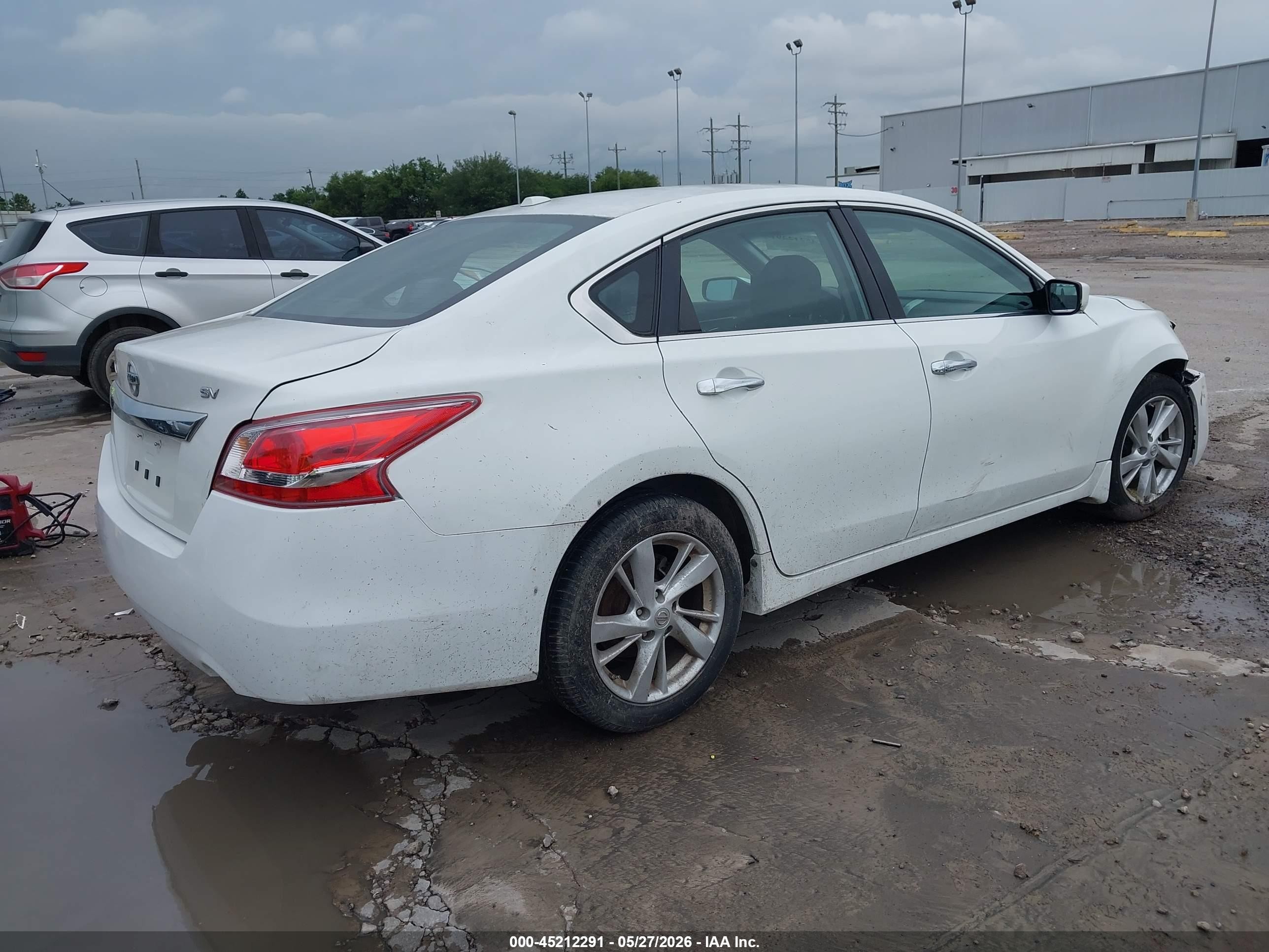 2015 Nissan Altima 2.5 Sv White vin: 1N4AL3AP3FC253867