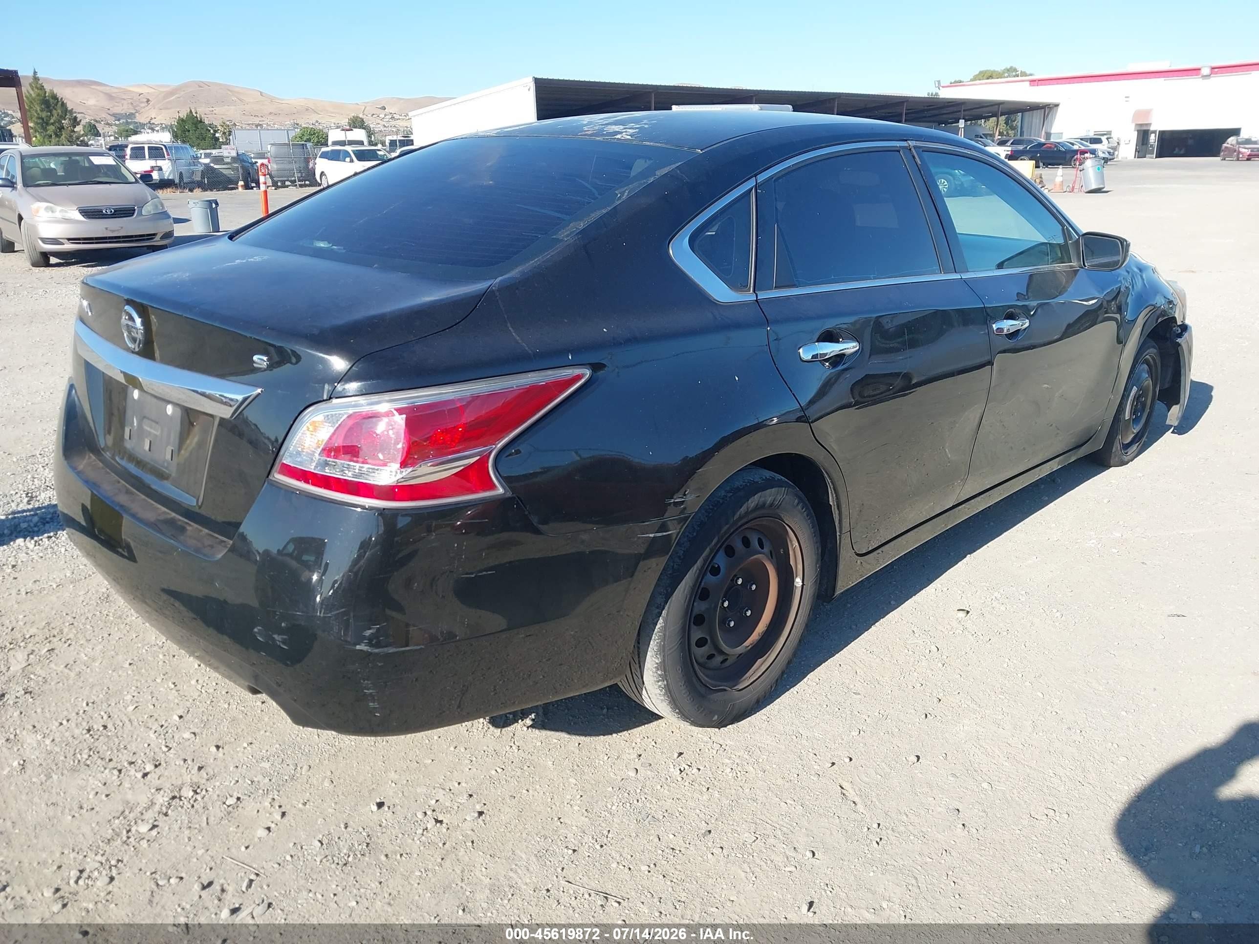 2015 Nissan Altima 2.5 S Черный vin: 1N4AL3AP3FC261483