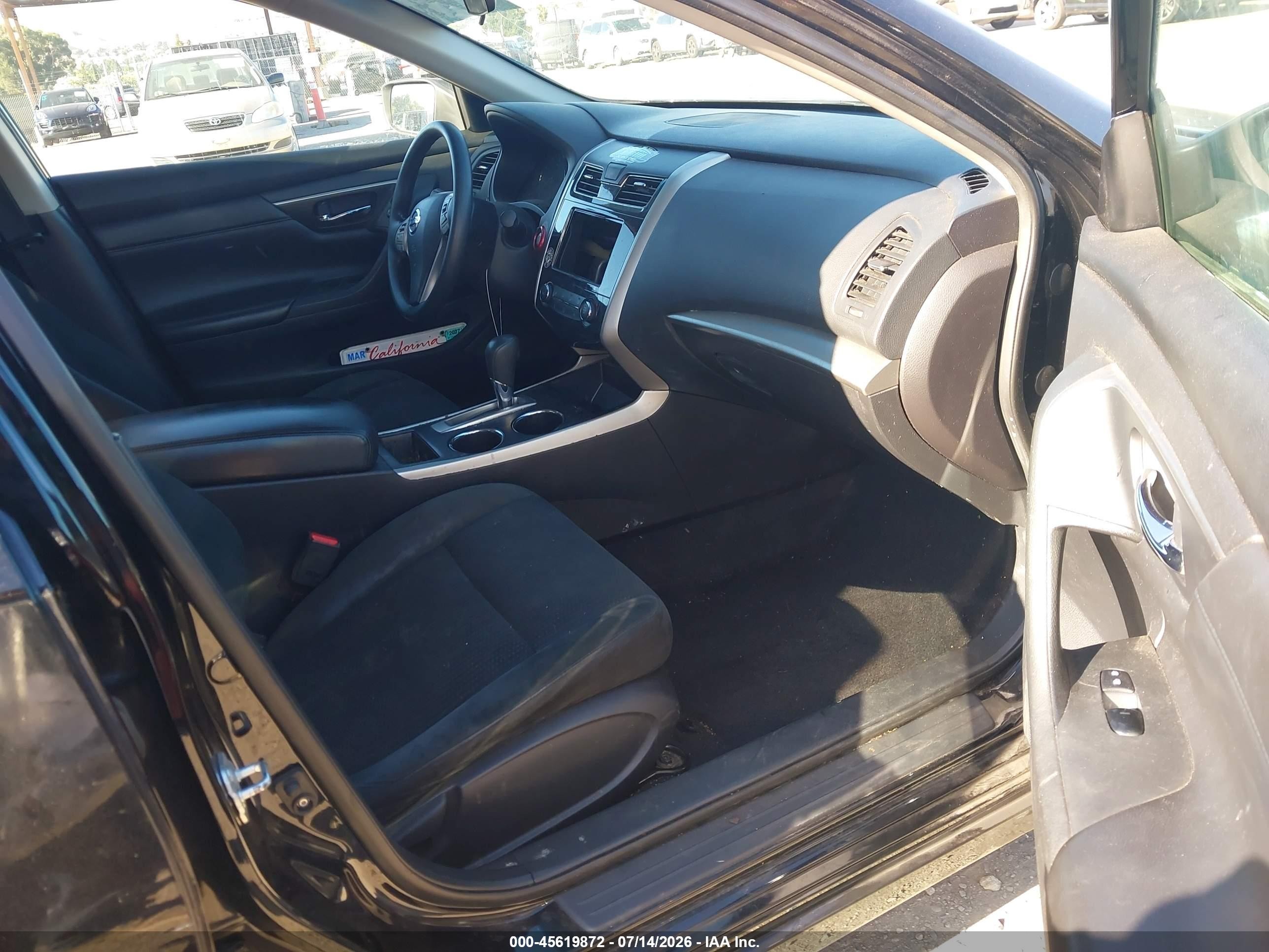 2015 Nissan Altima 2.5 S Черный vin: 1N4AL3AP3FC261483