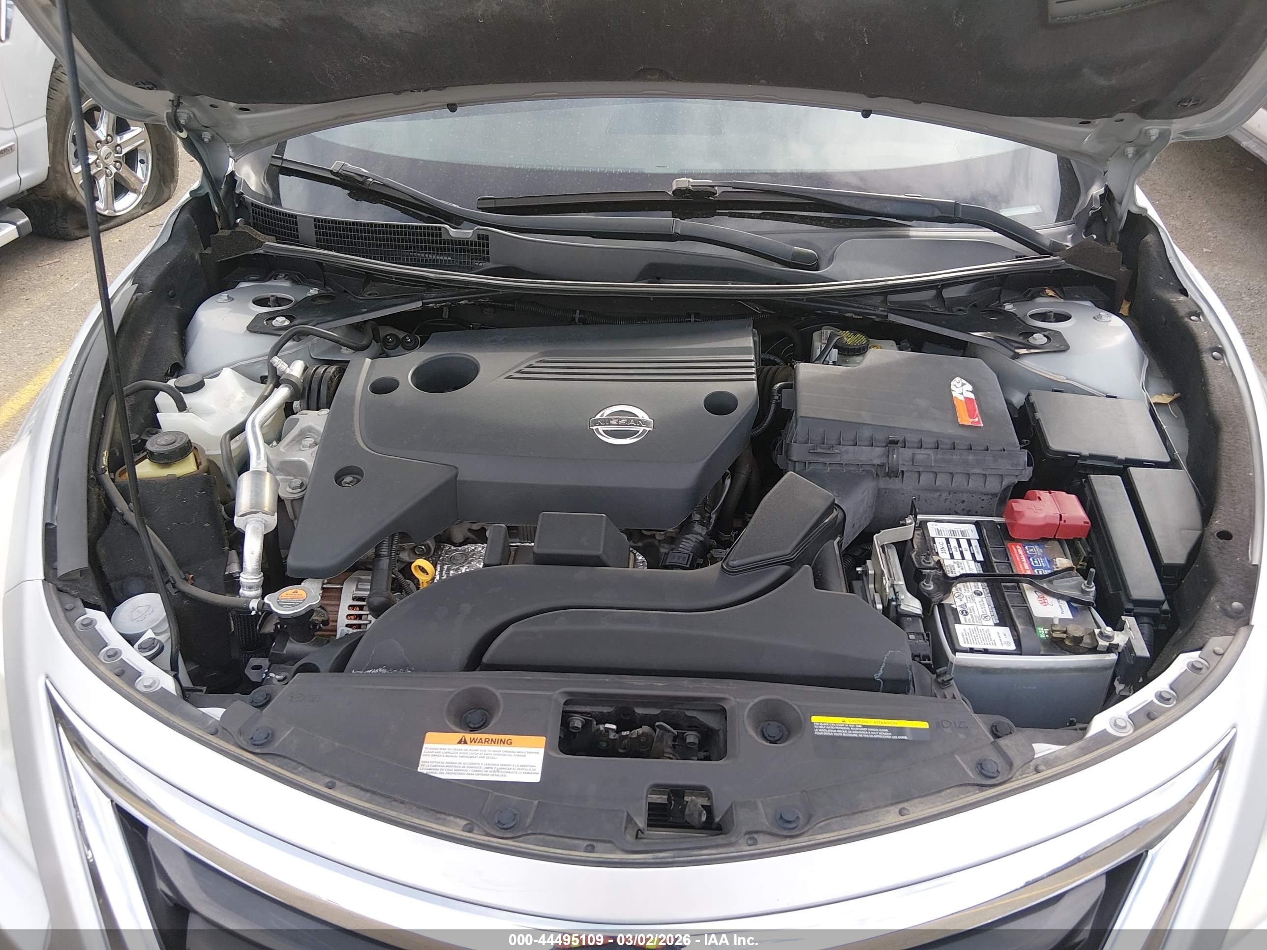 2015 Nissan Altima 2.5 S Silver vin: 1N4AL3AP3FC263928