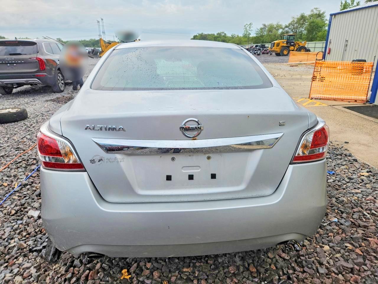 2015 Nissan Altima 2.5 S Silver vin: 1N4AL3AP3FC274296