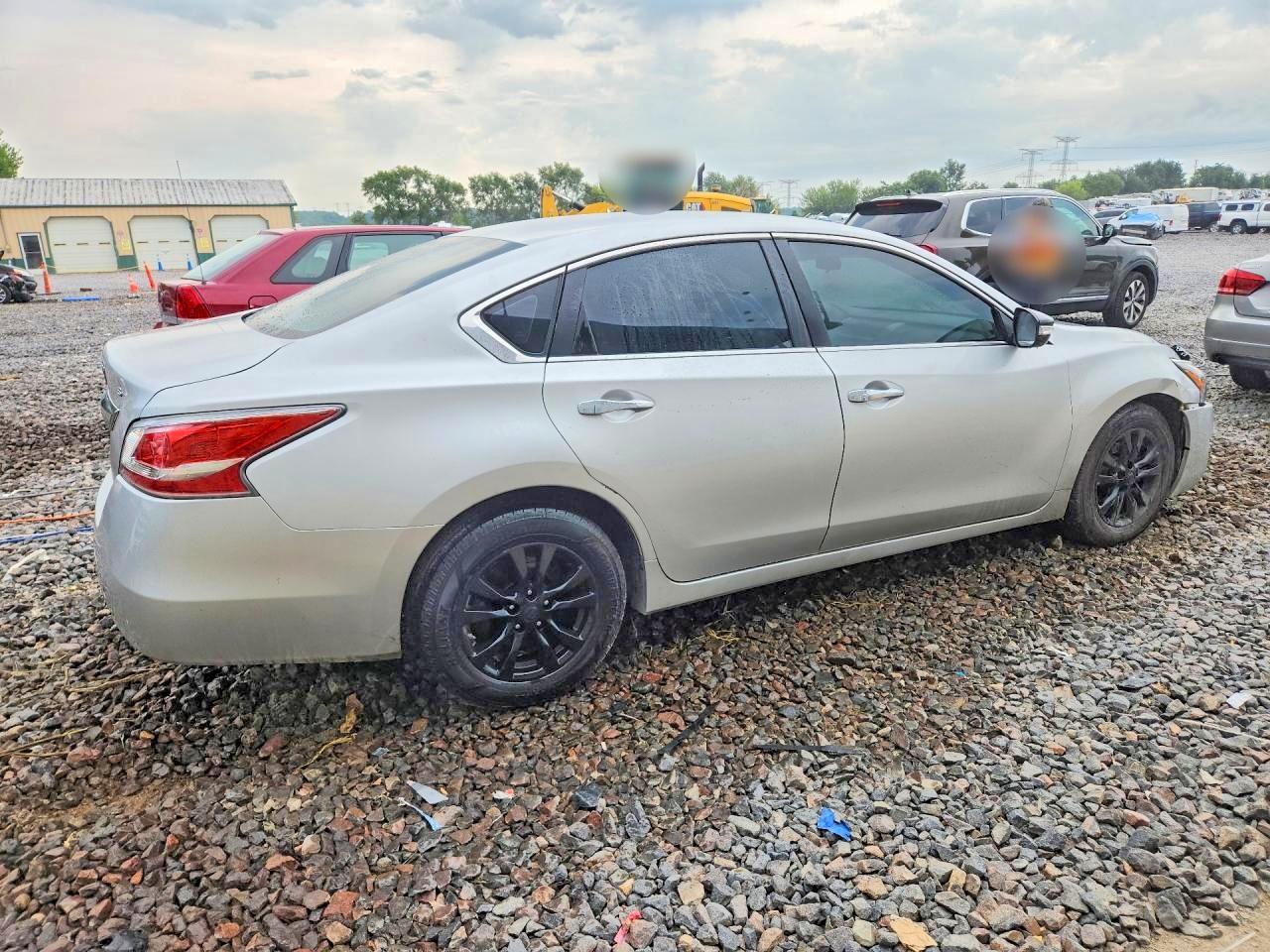 2015 Nissan Altima 2.5 S Silver vin: 1N4AL3AP3FC274296