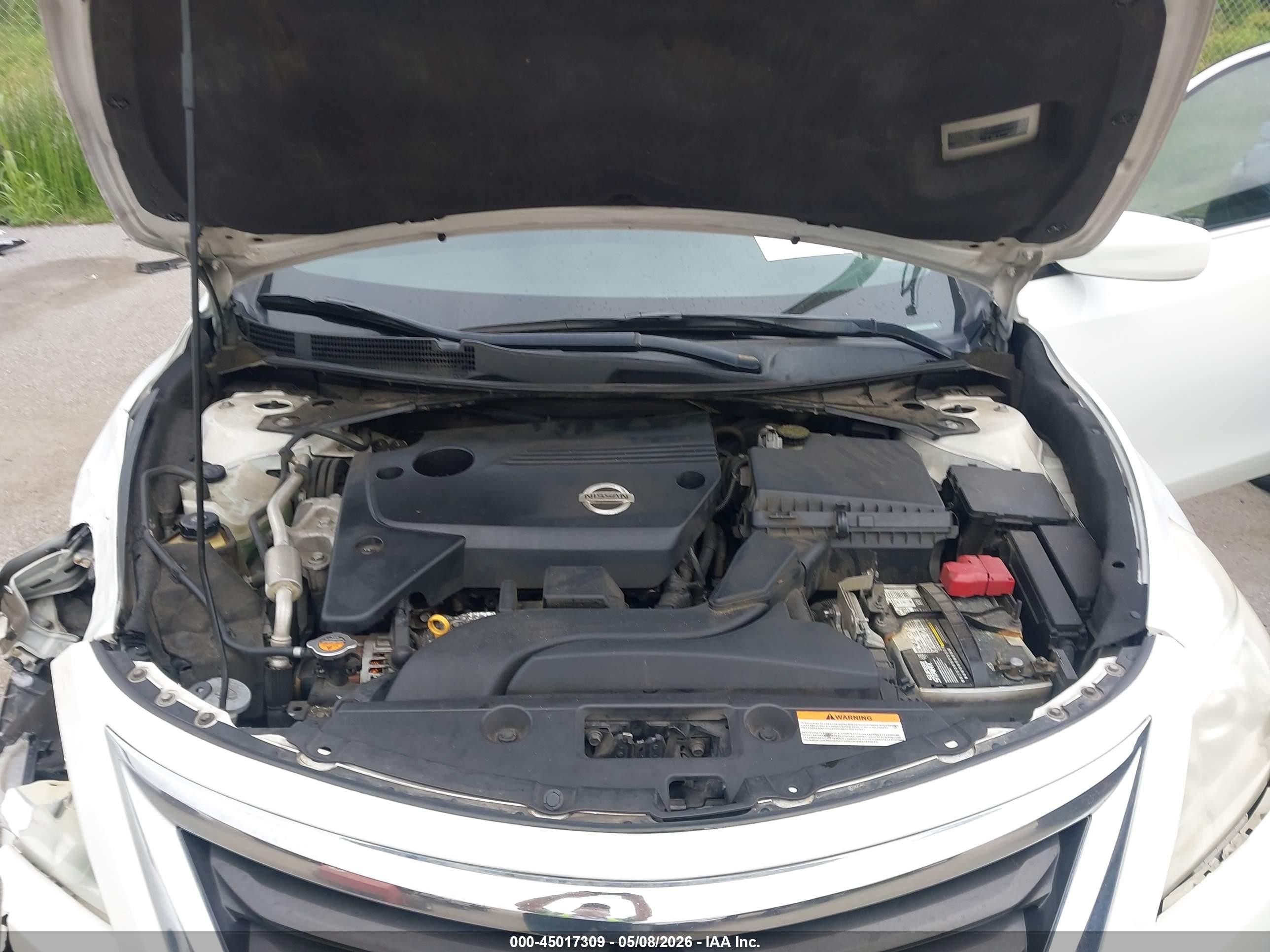 2015 Nissan Altima 2.5/2.5 S/2.5 Sl/2.5 Sv Белый vin: 1N4AL3AP3FC275674