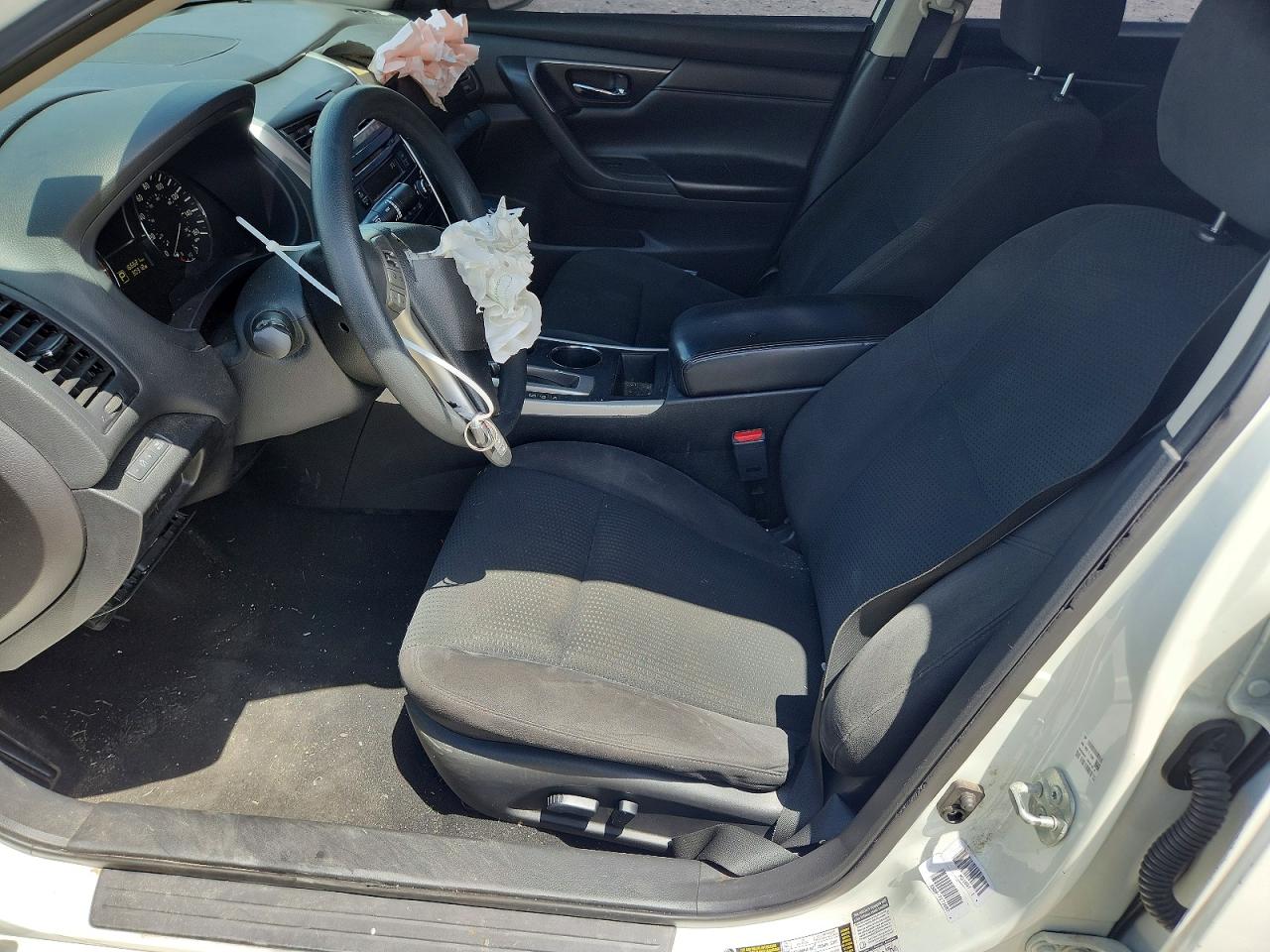 2015 Nissan Altima 2.5 S White vin: 1N4AL3AP3FC276940