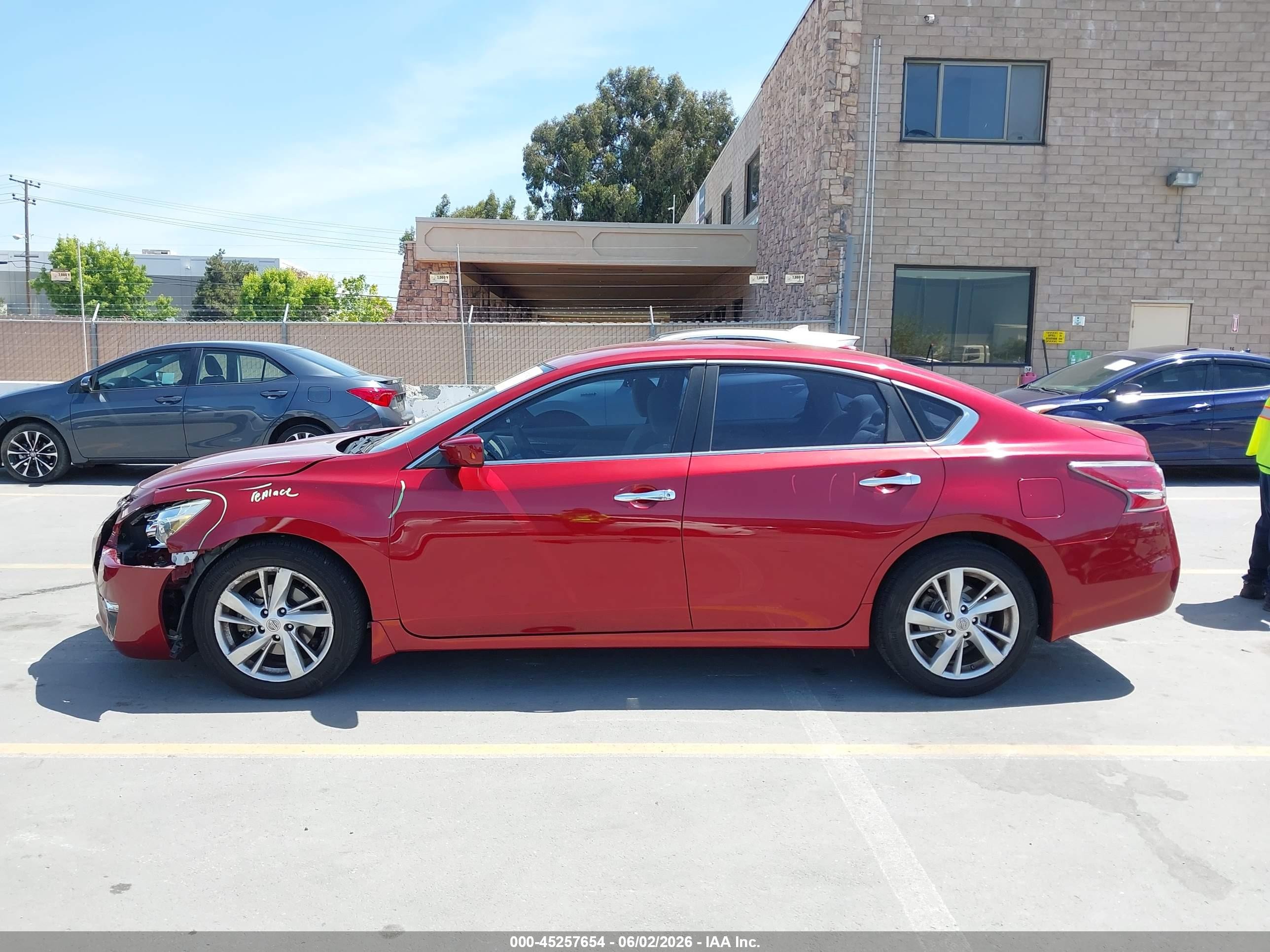 2015 Nissan Altima 2.5 Sv Red vin: 1N4AL3AP3FC277294
