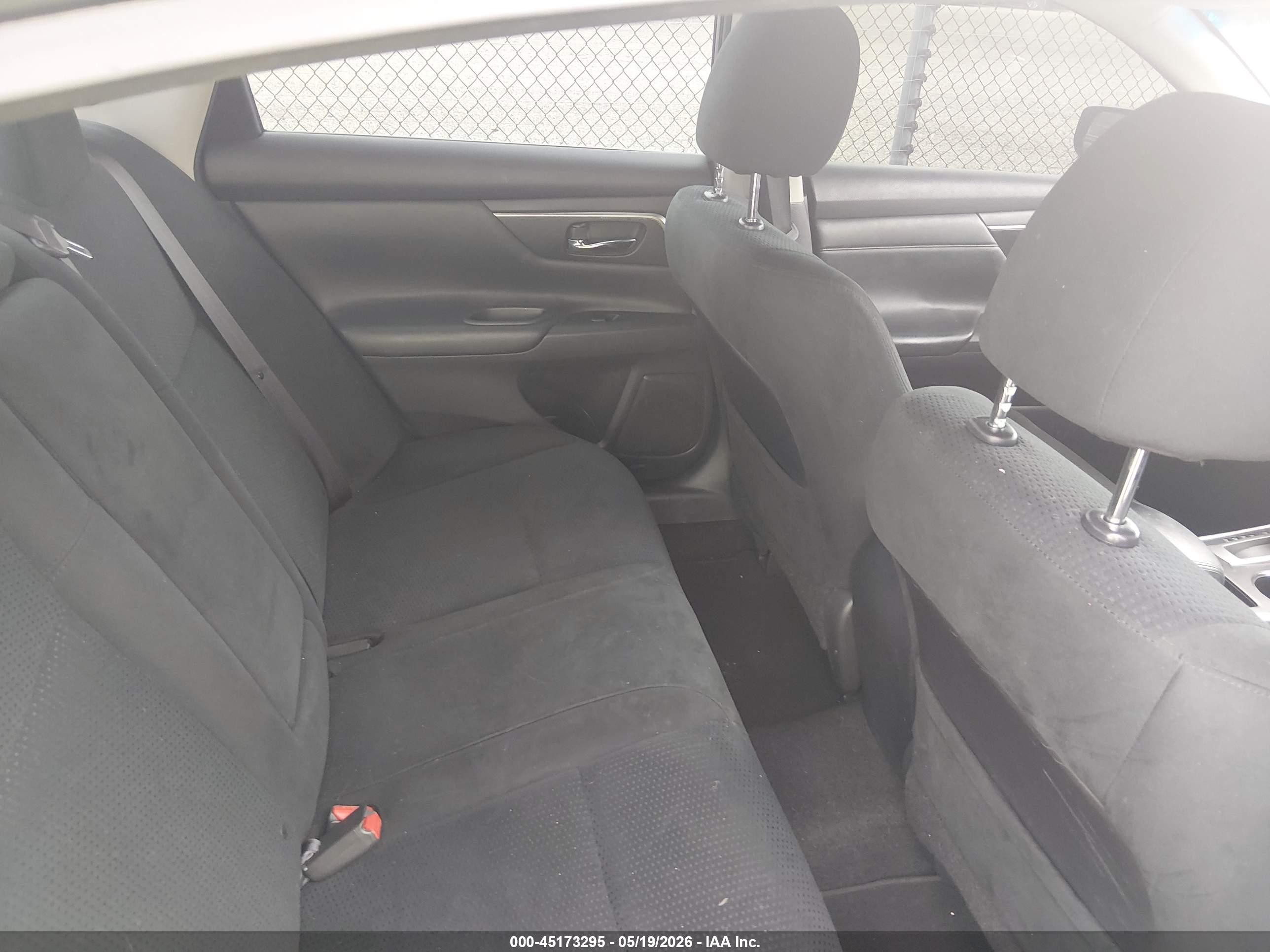 2015 Nissan Altima 2.5/2.5 S/2.5 Sl/2.5 Sv Gray vin: 1N4AL3AP3FC286500