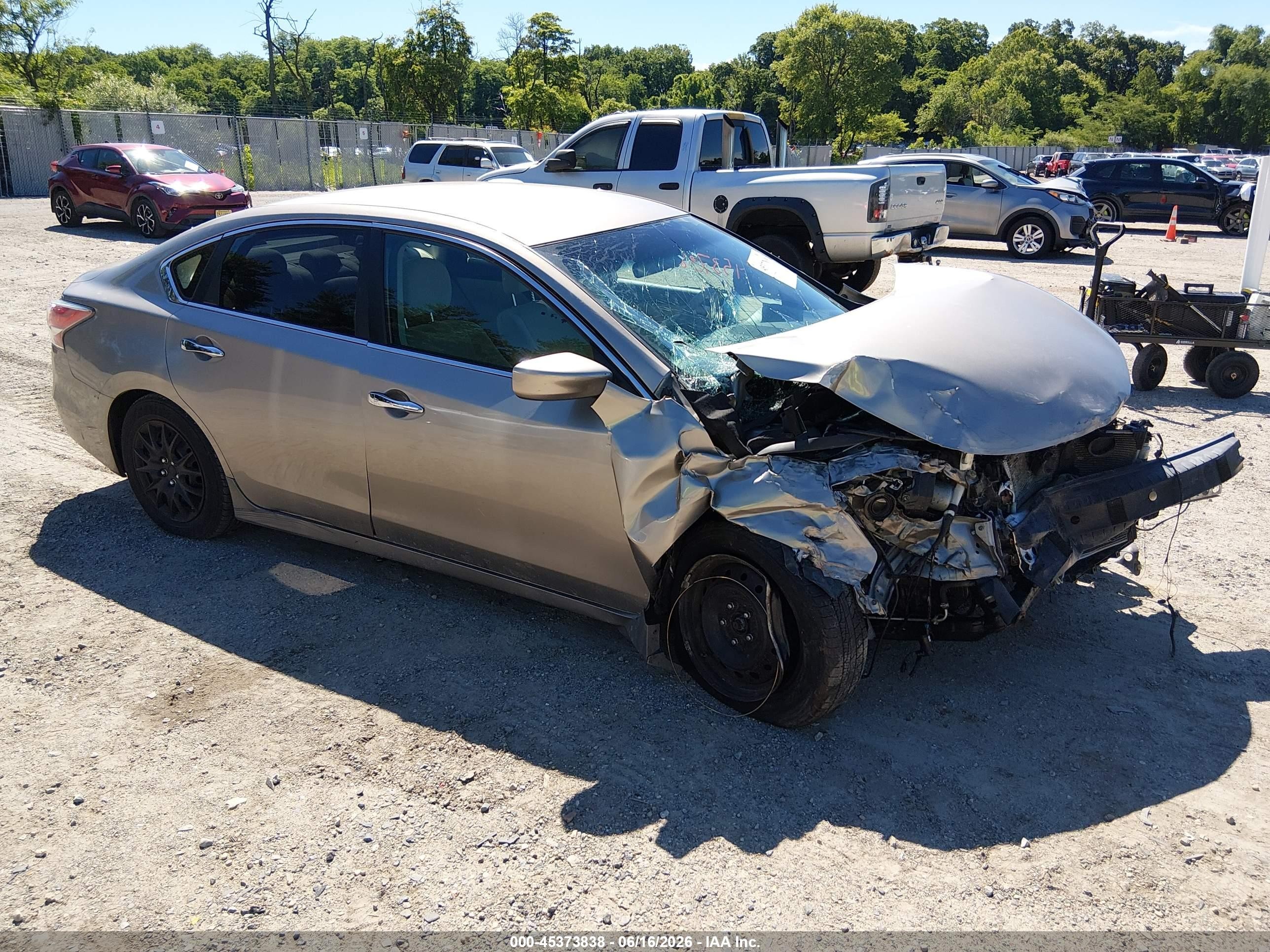 2015 Nissan Altima 2.5 S Champagne vin: 1N4AL3AP3FC289168