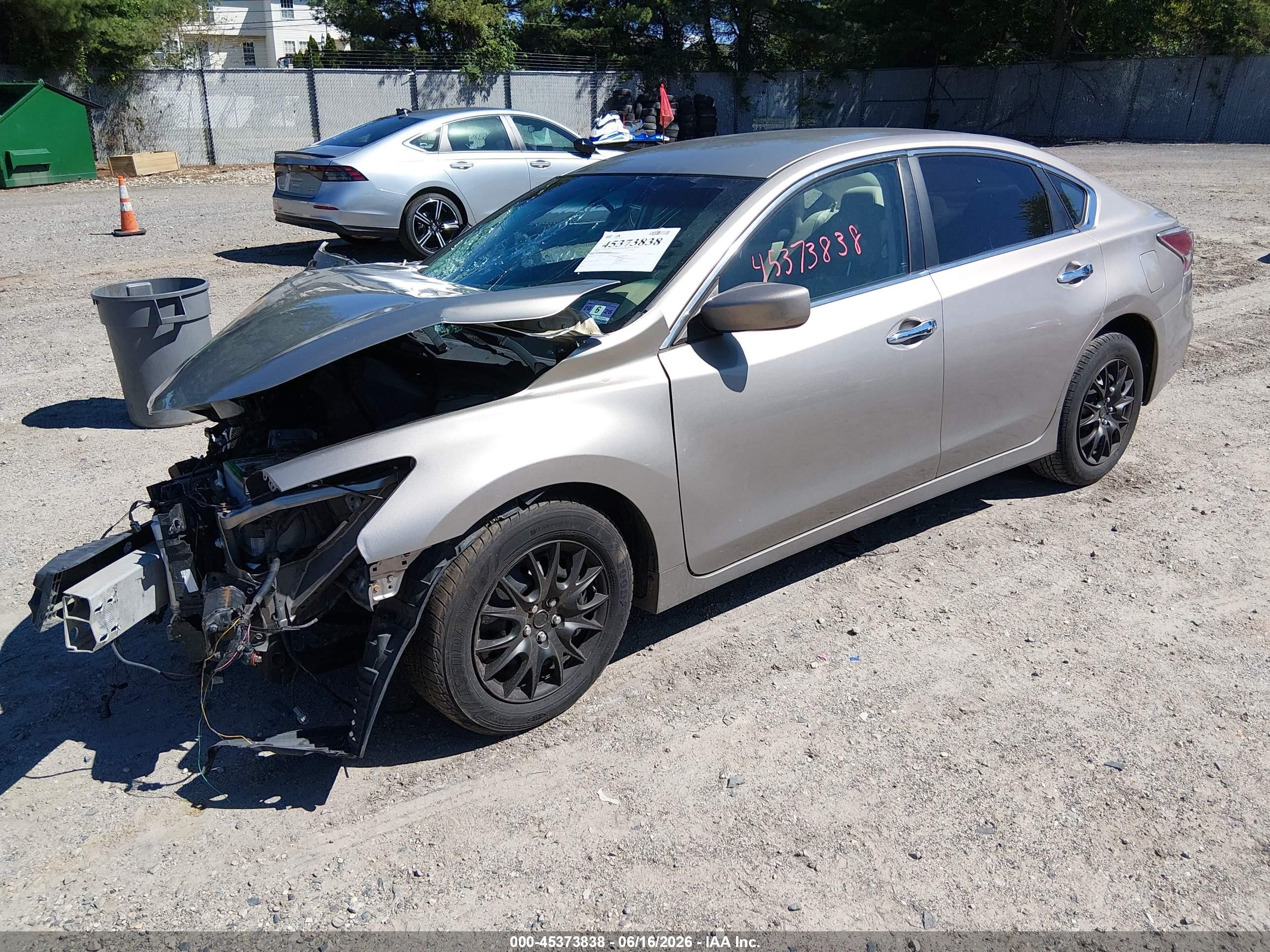 2015 Nissan Altima 2.5 S Champagne vin: 1N4AL3AP3FC289168