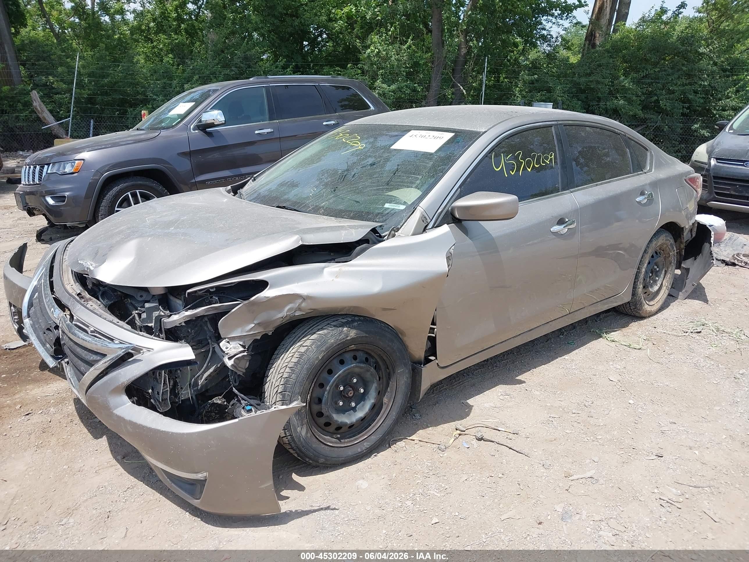 2015 Nissan Altima 2.5 S Silver vin: 1N4AL3AP3FC291308