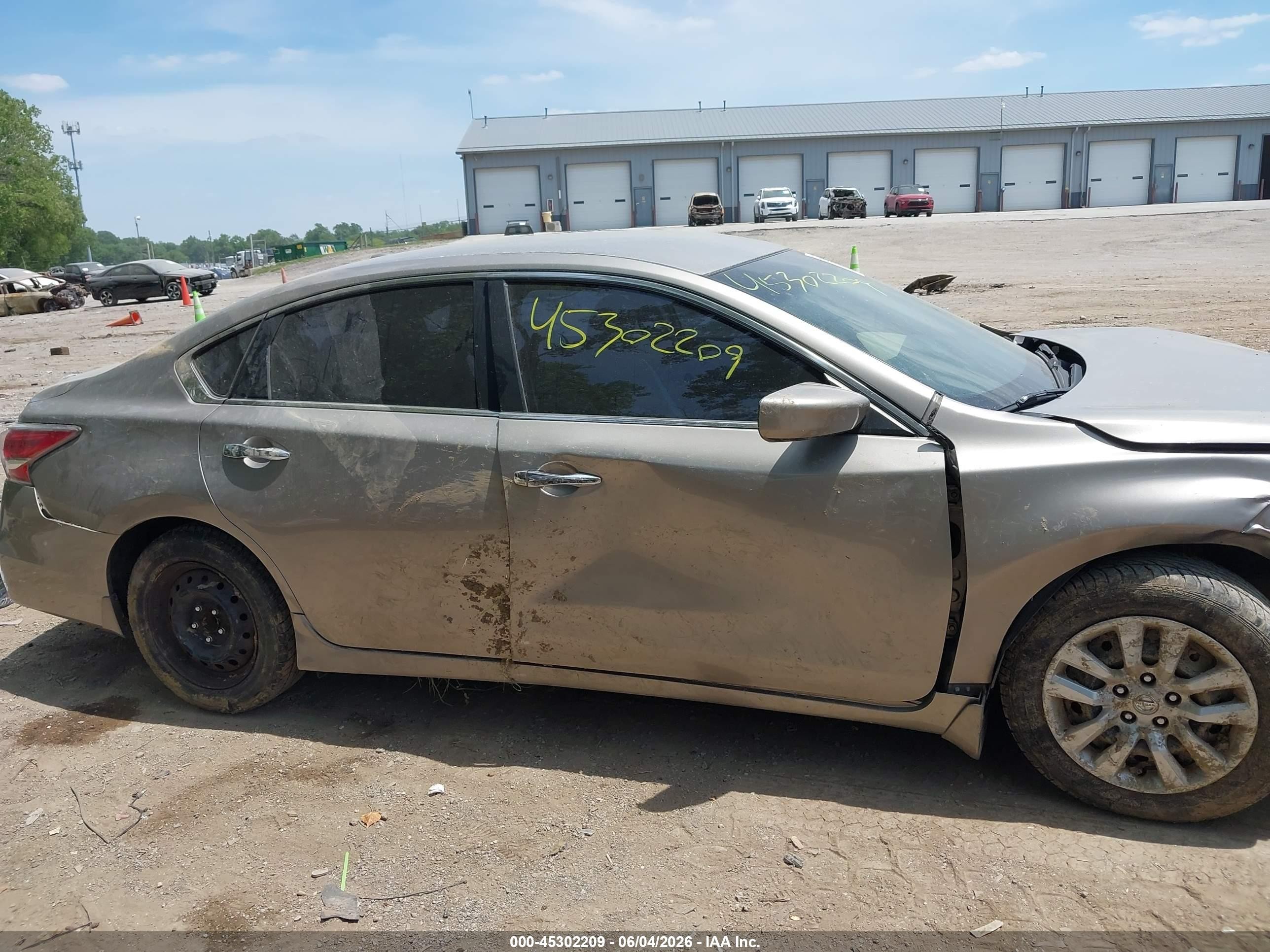 2015 Nissan Altima 2.5 S Silver vin: 1N4AL3AP3FC291308