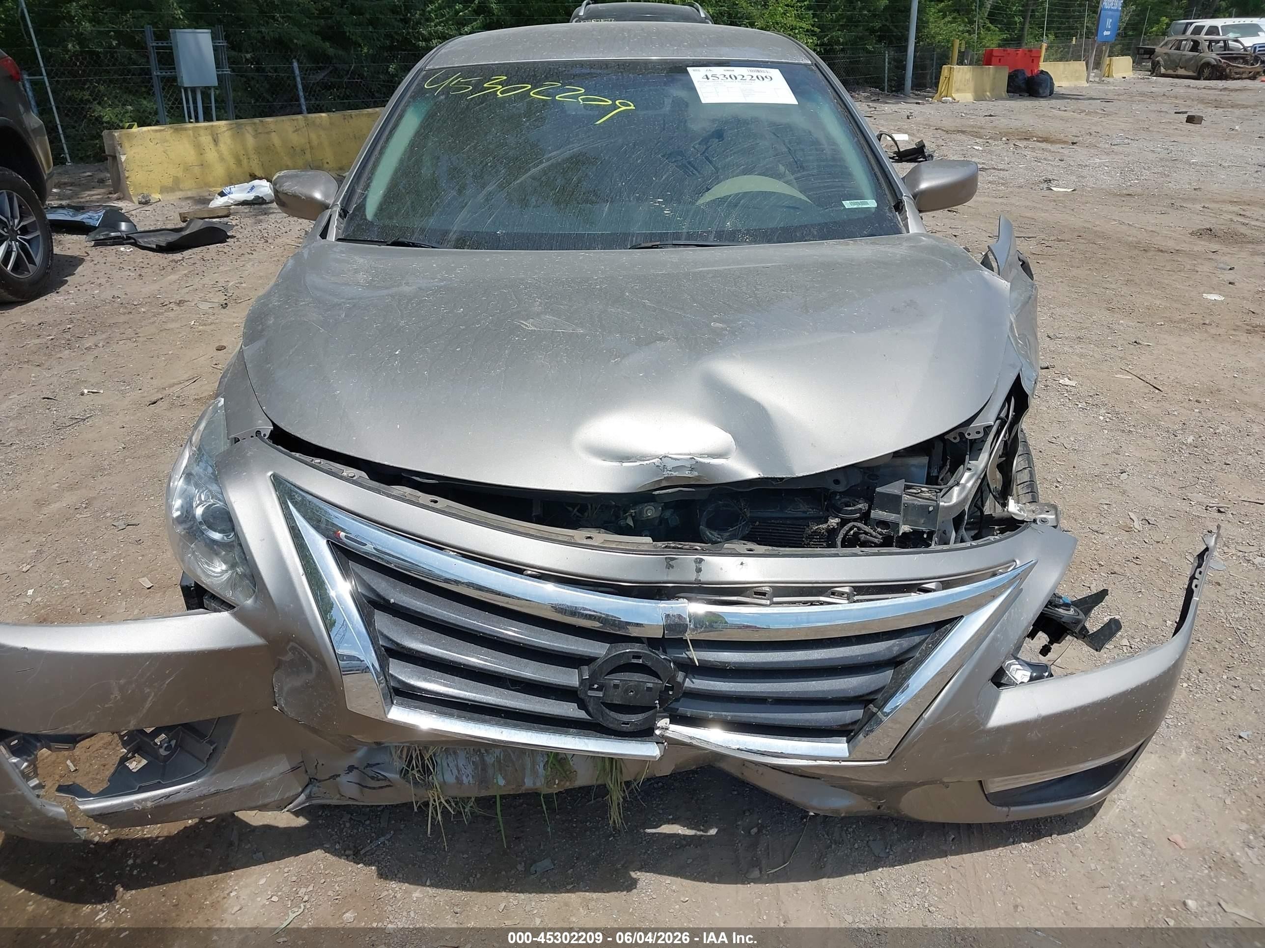 2015 Nissan Altima 2.5 S Silver vin: 1N4AL3AP3FC291308