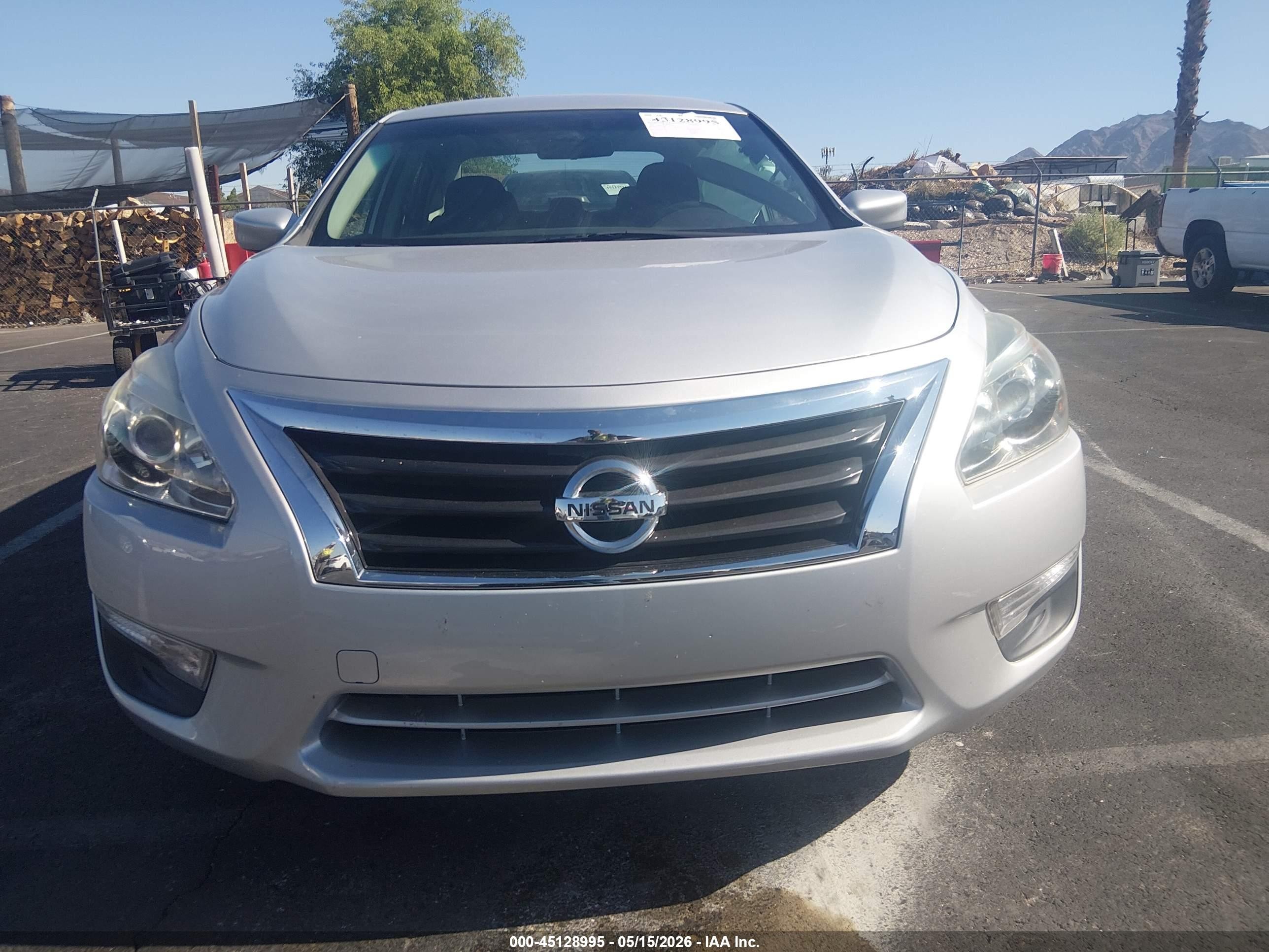 2015 Nissan Altima 2.5 S Серебряный vin: 1N4AL3AP3FC296508