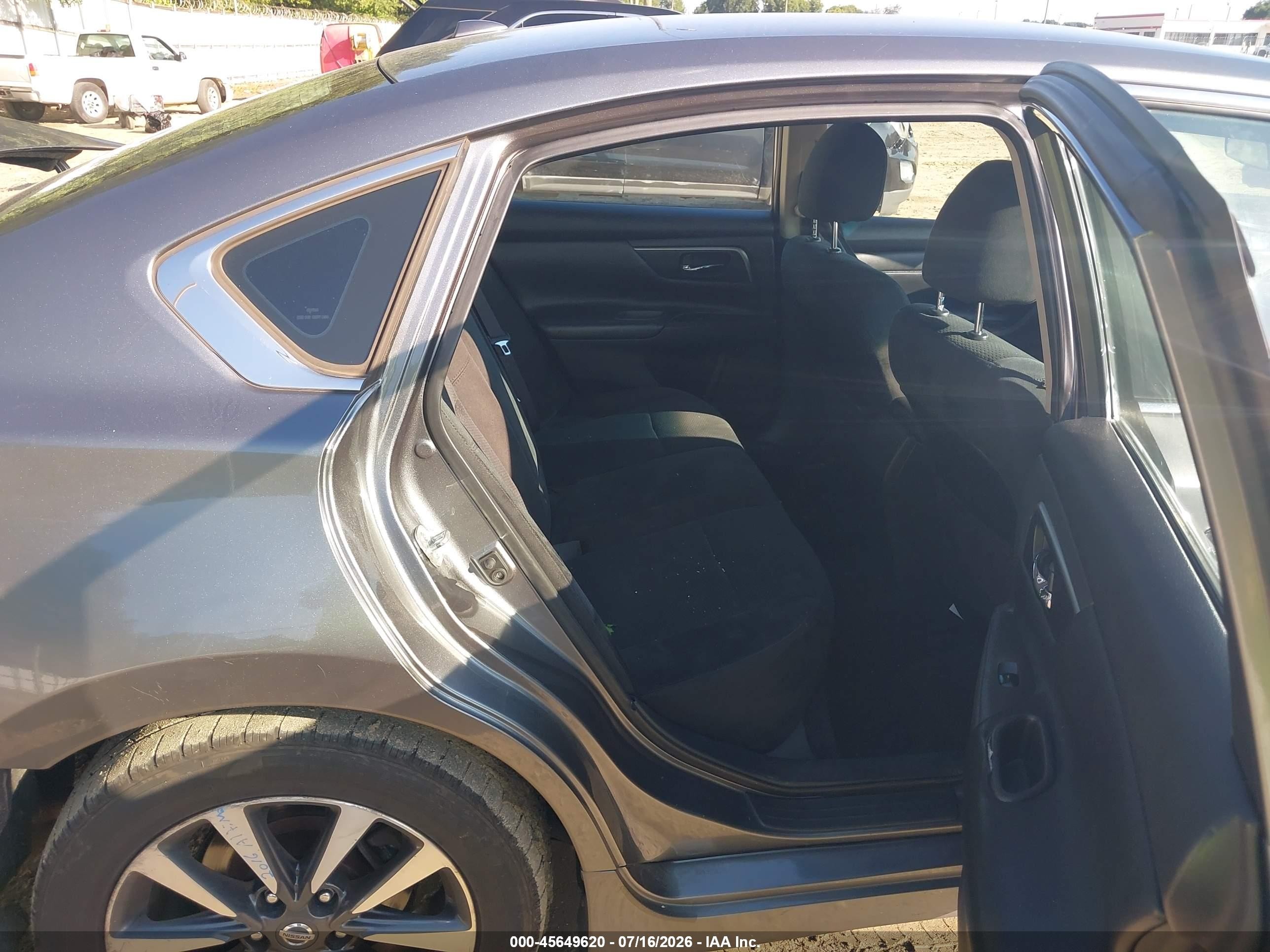 2015 Nissan Altima 2.5 S Gray vin: 1N4AL3AP3FC415626