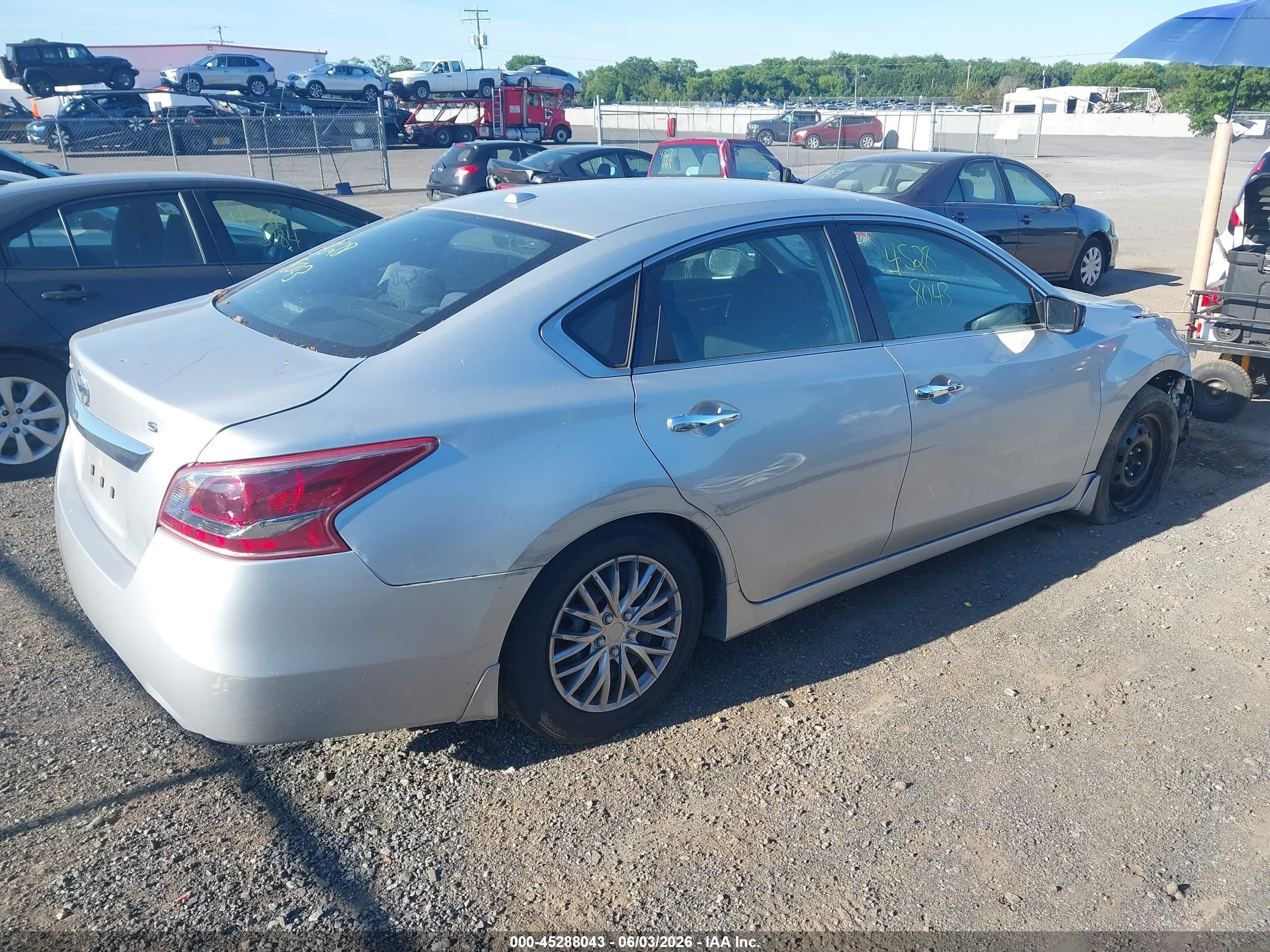 2015 Nissan Altima 2.5 S Silver vin: 1N4AL3AP3FC420969