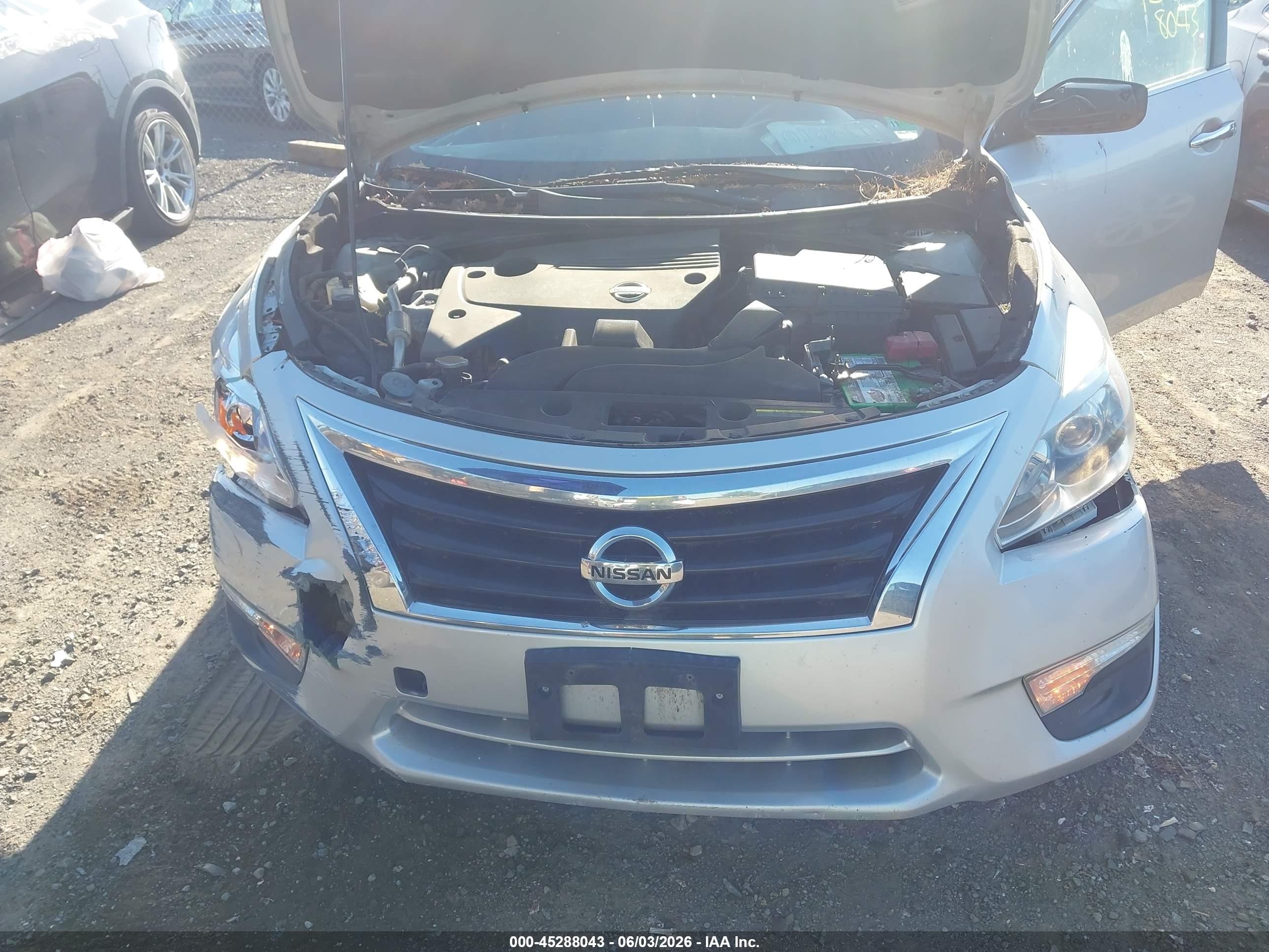 2015 Nissan Altima 2.5 S Silver vin: 1N4AL3AP3FC420969
