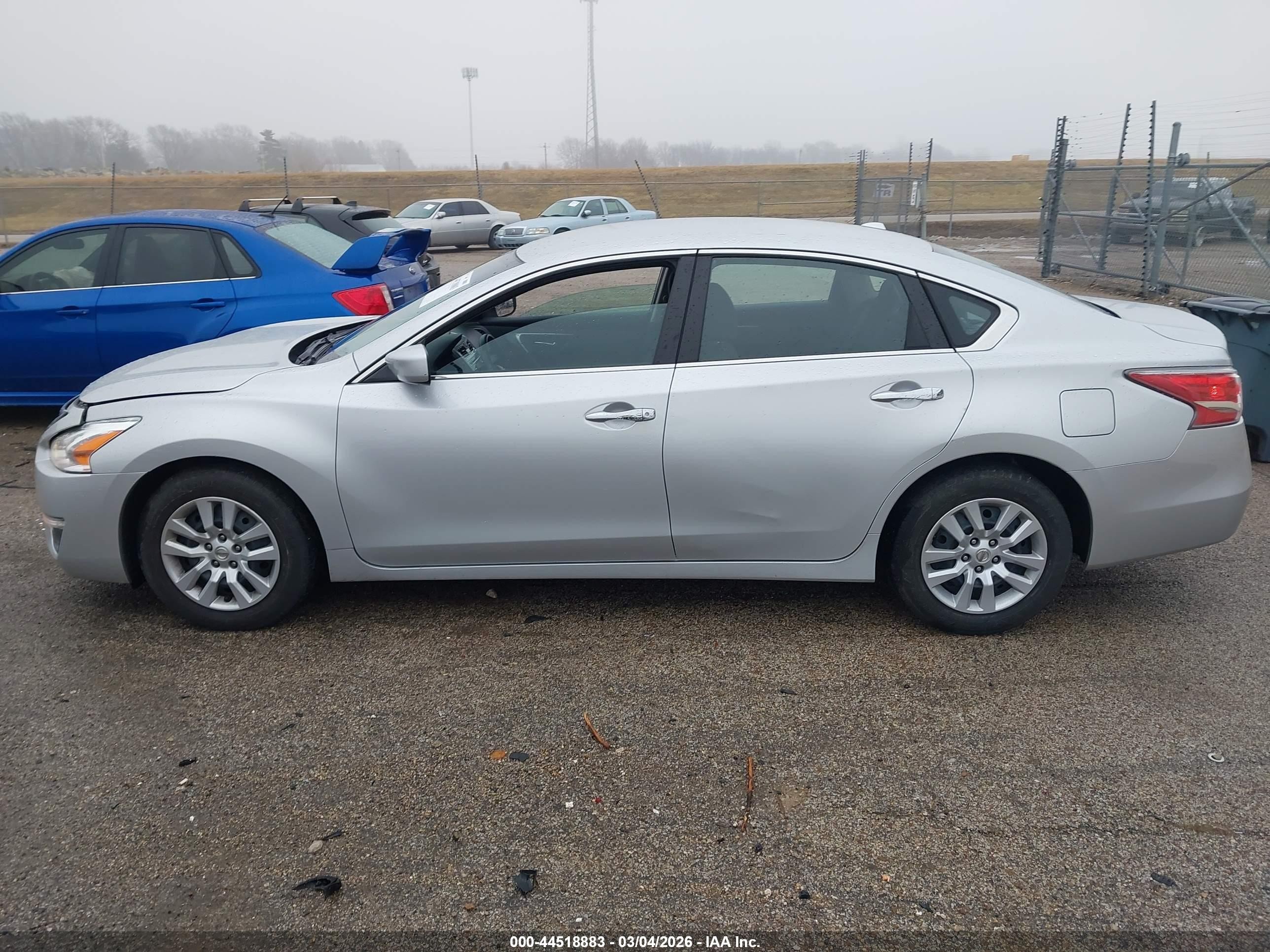 2015 Nissan Altima 2.5/2.5 S/2.5 Sl/2.5 Sv Silver vin: 1N4AL3AP3FC422043