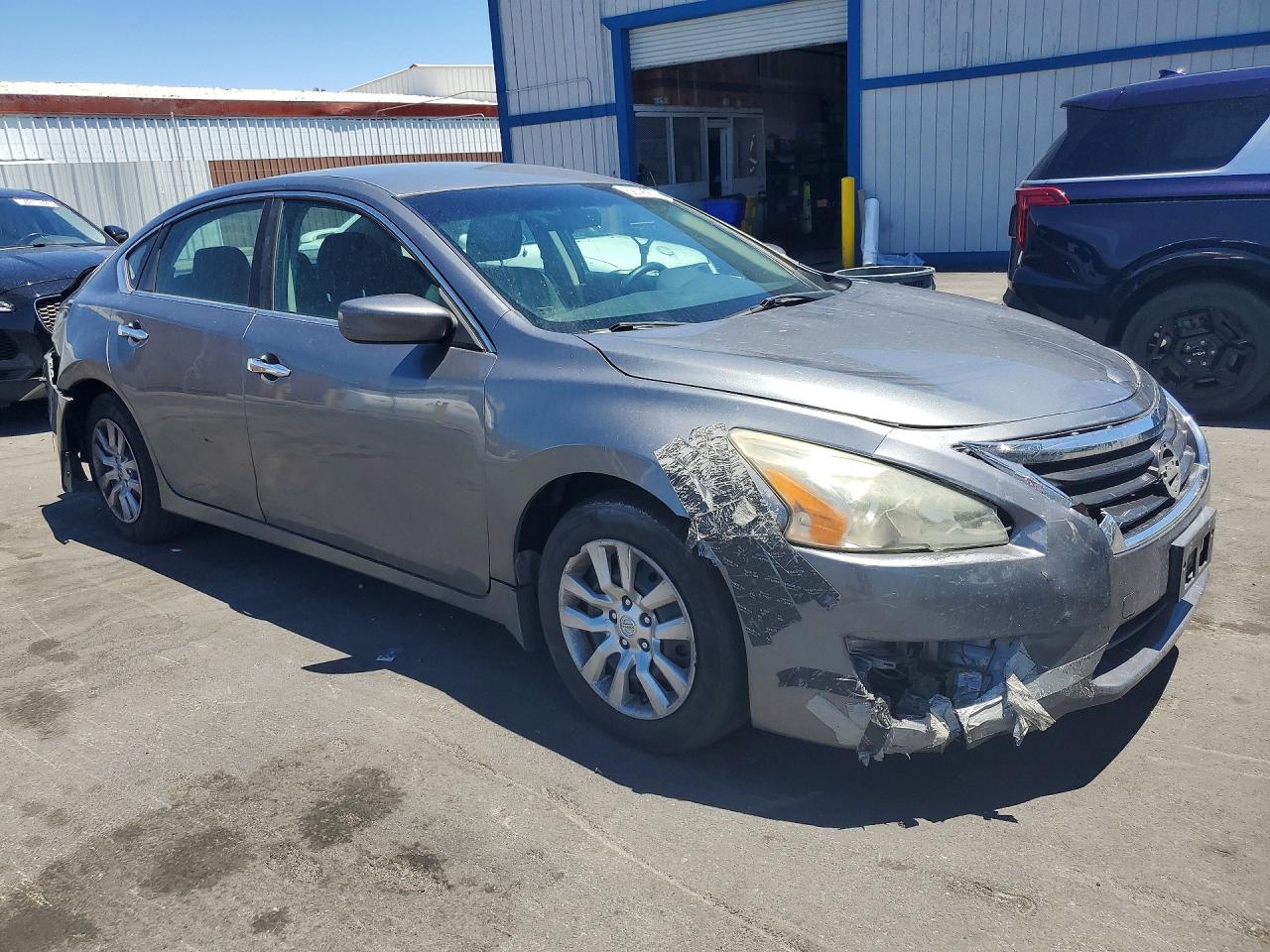 2015 Nissan Altima 2.5 S Серый vin: 1N4AL3AP3FC428201
