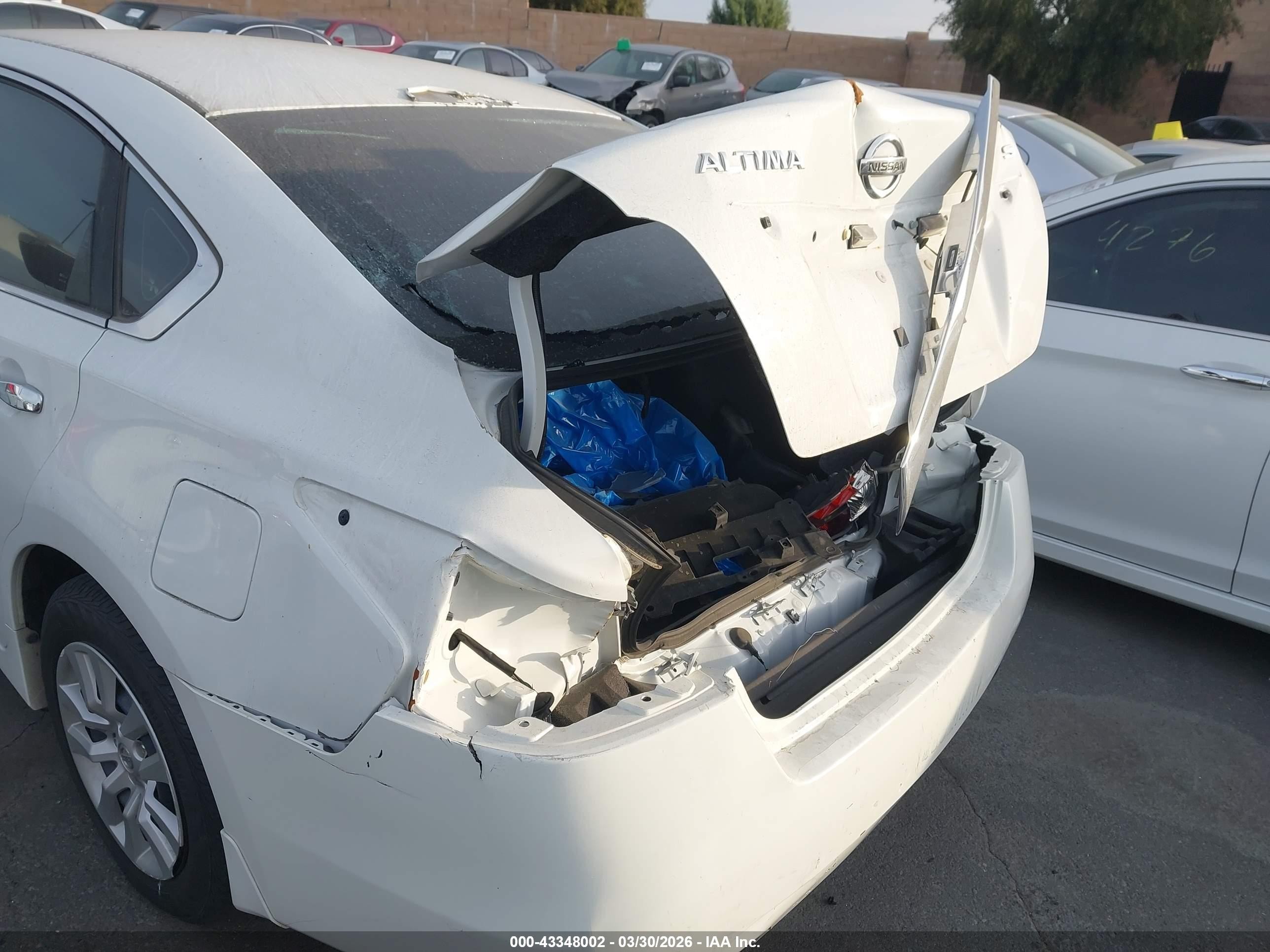 2015 Nissan Altima 2.5 S White vin: 1N4AL3AP3FC436217