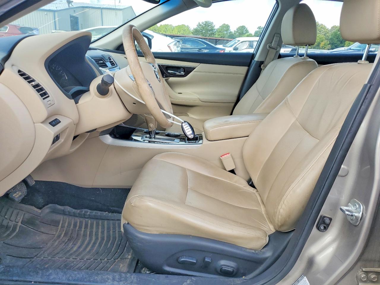 2015 Nissan Altima Tan vin: 1N4AL3AP3FC436380