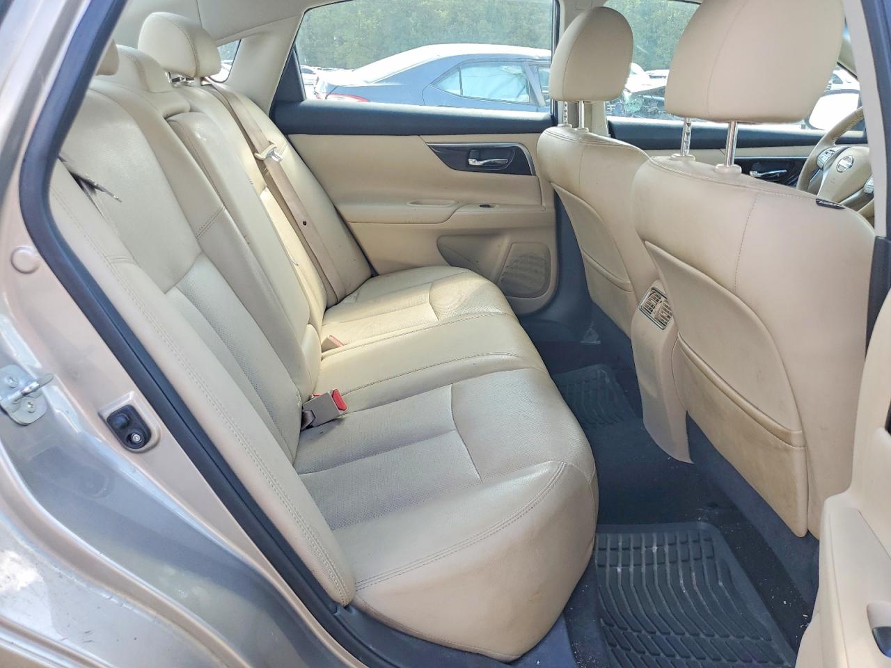 2015 Nissan Altima Tan vin: 1N4AL3AP3FC436380