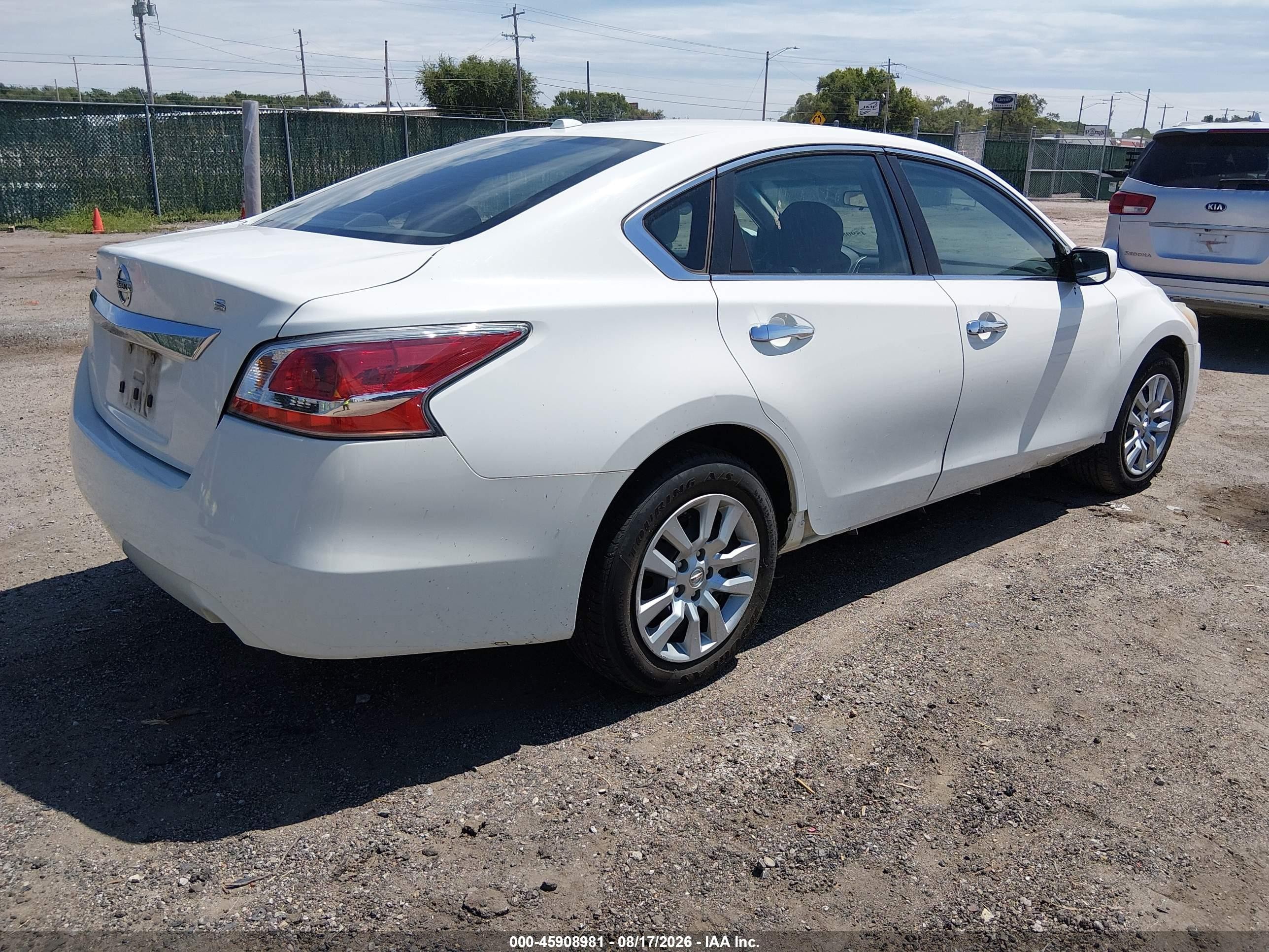 2015 Nissan Altima 2.5/2.5 S/2.5 Sl/2.5 Sv Белый vin: 1N4AL3AP3FC439067