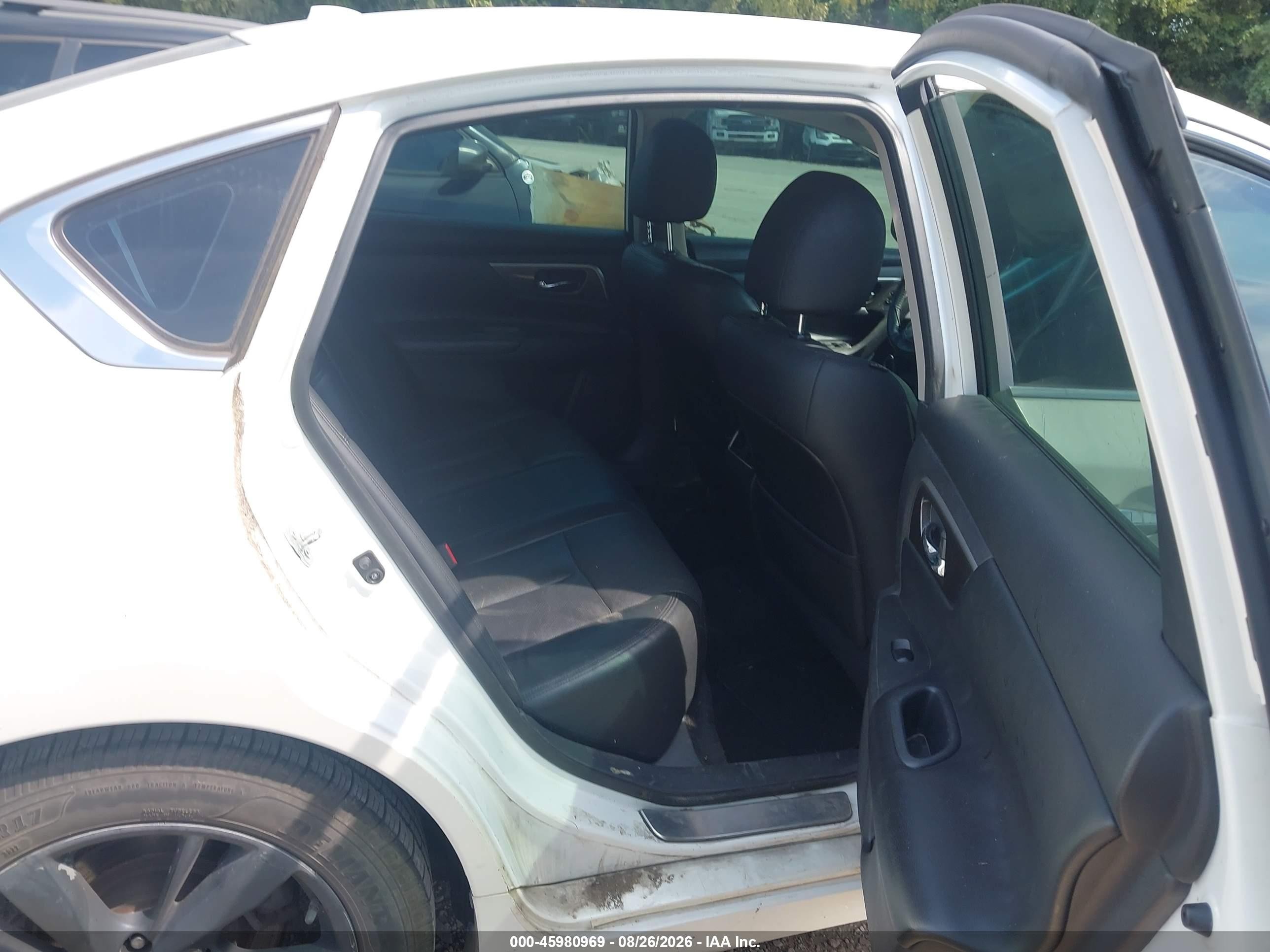 2015 Nissan Altima 2.5 Sl White vin: 1N4AL3AP3FC445810