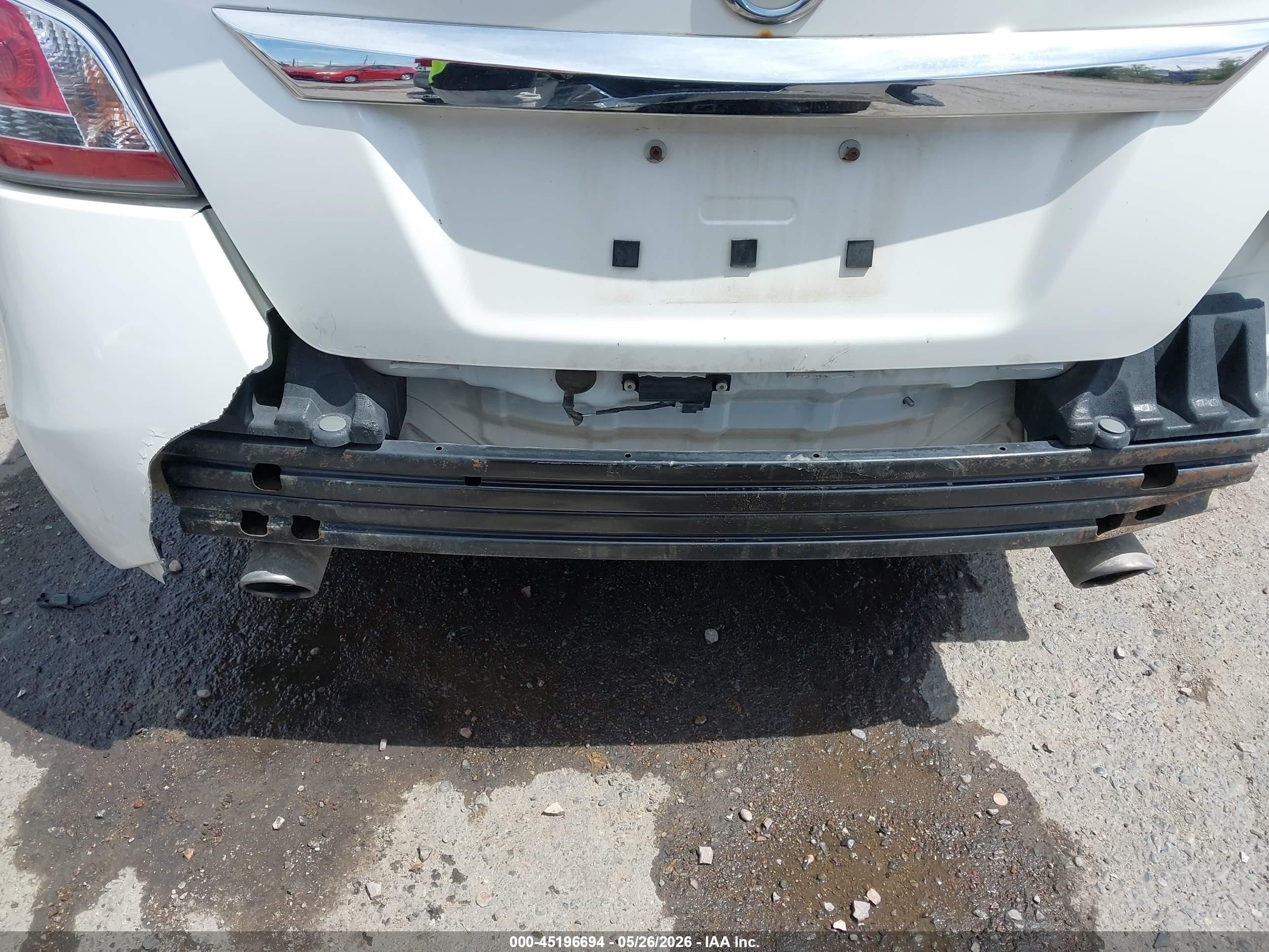 2015 Nissan Altima 2.5 S Белый vin: 1N4AL3AP3FC448819