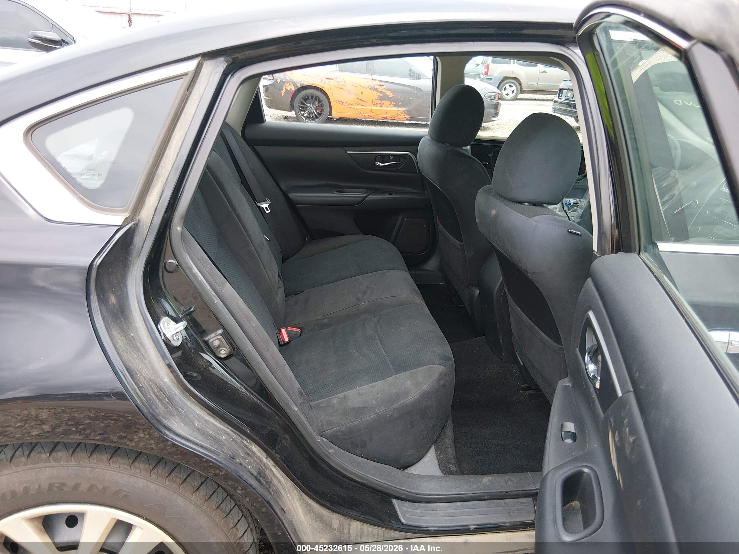 2015 Nissan Altima 2.5/2.5 S/2.5 Sl/2.5 Sv Black vin: 1N4AL3AP3FC451574