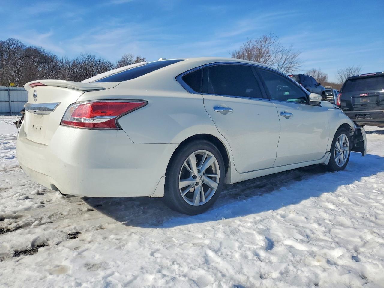 2015 Nissan Altima 2.5 White vin: 1N4AL3AP3FC452854