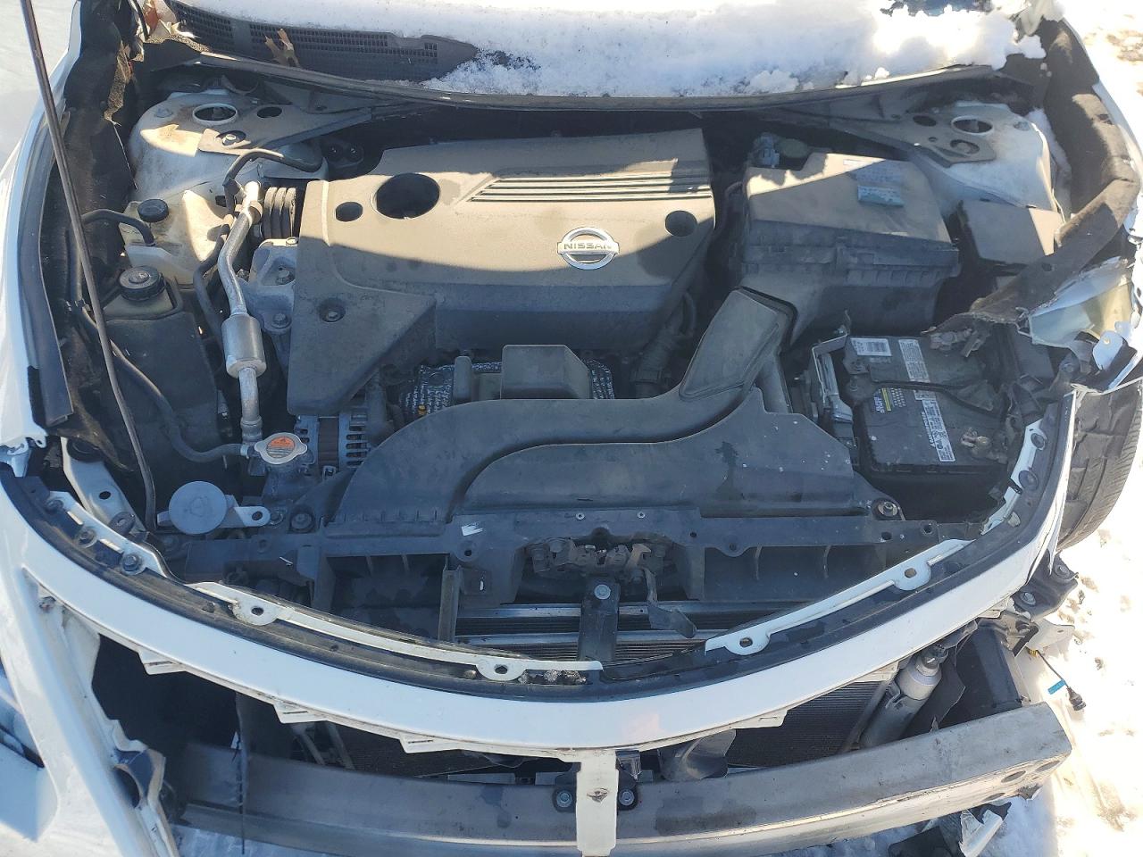 2015 Nissan Altima 2.5 White vin: 1N4AL3AP3FC452854
