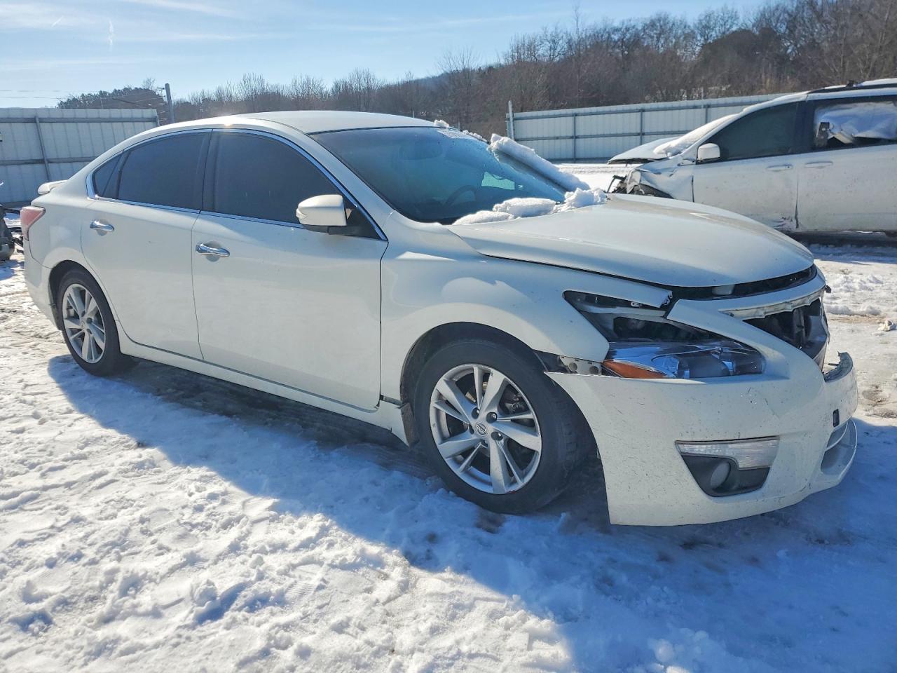 2015 Nissan Altima 2.5 White vin: 1N4AL3AP3FC452854