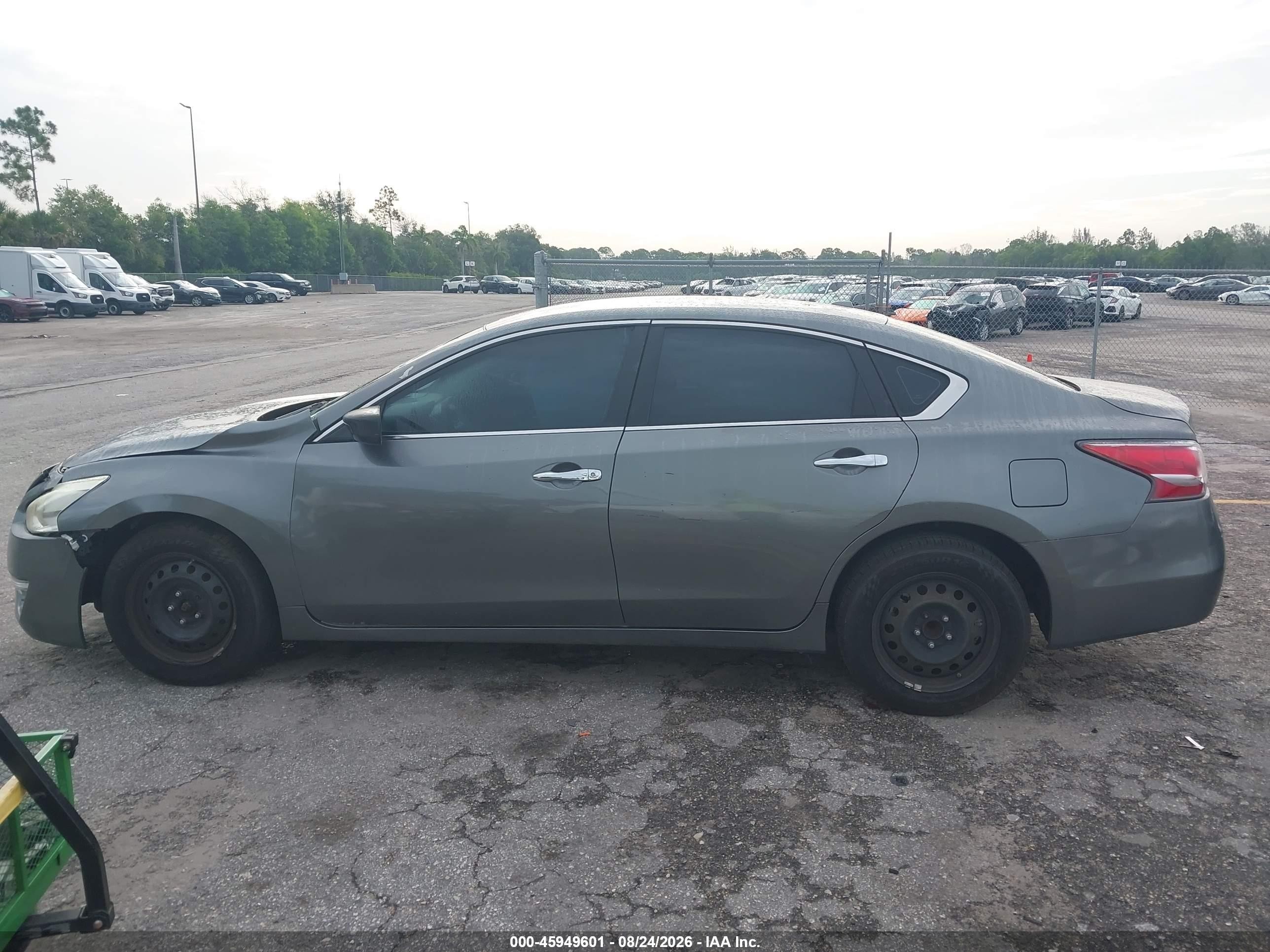 2015 Nissan Altima 2.5/2.5 S/2.5 Sl/2.5 Sv Gray vin: 1N4AL3AP3FC457195