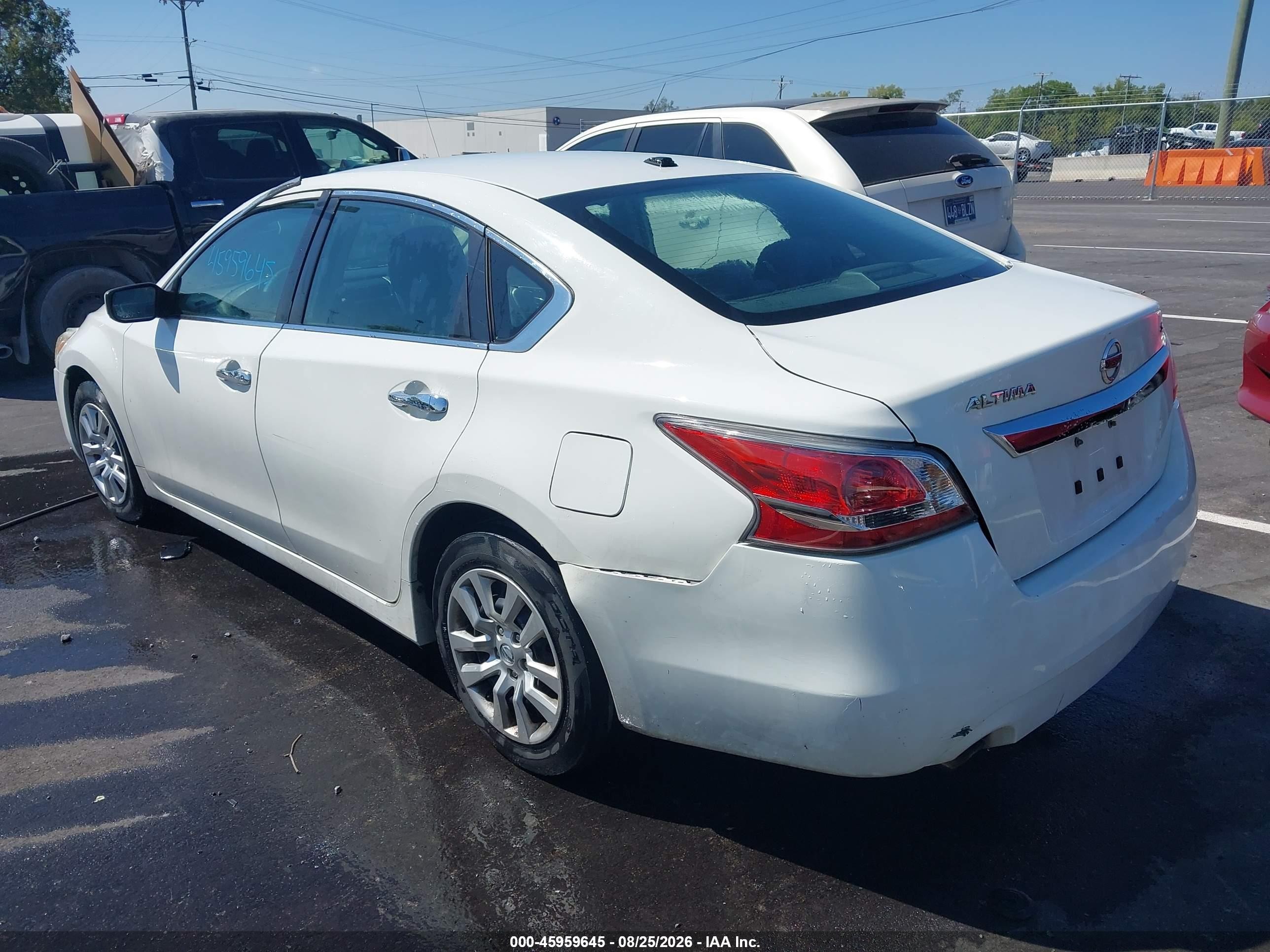 2015 Nissan Altima 2.5/2.5 S/2.5 Sl/2.5 Sv White vin: 1N4AL3AP3FC458864