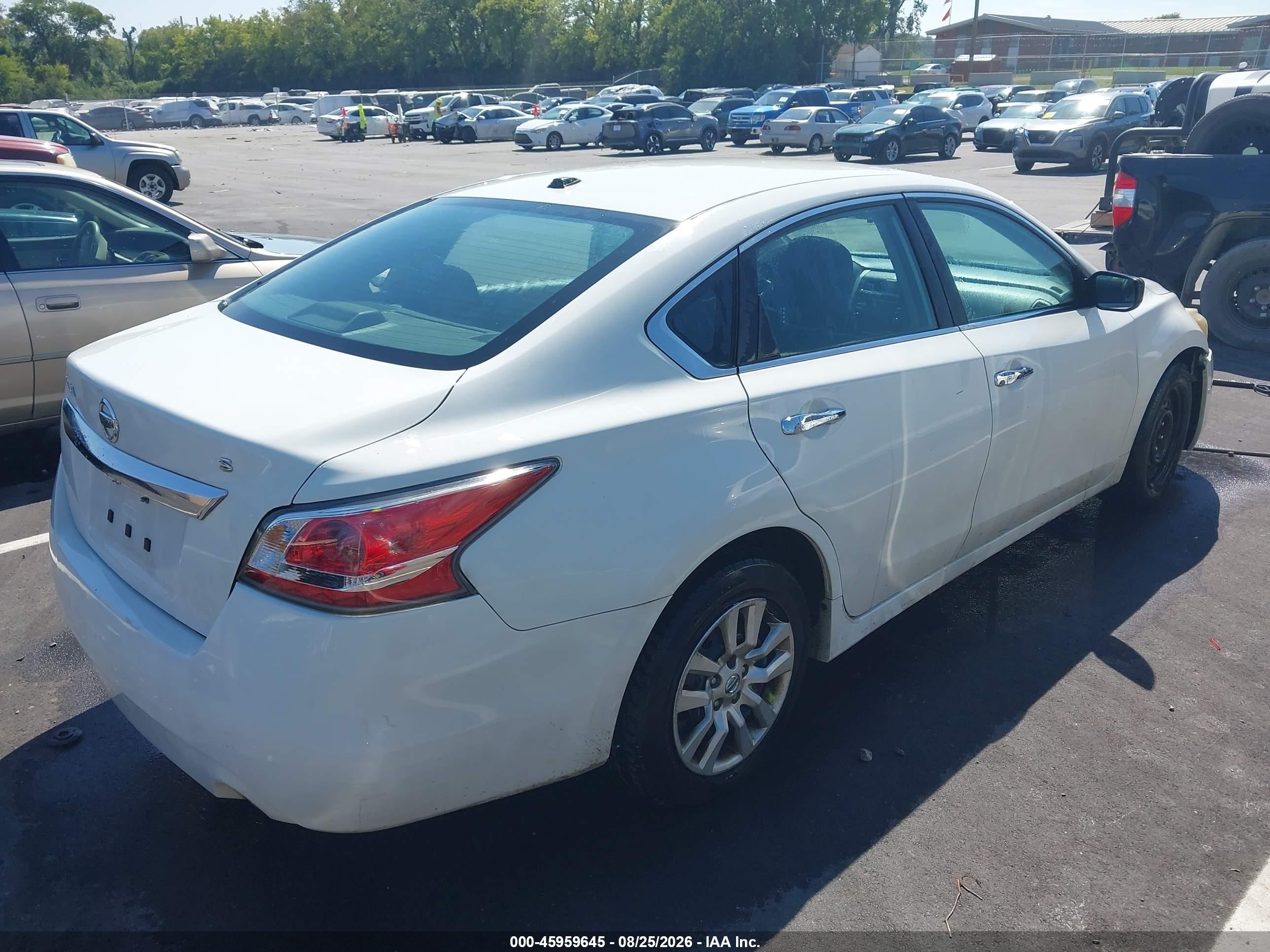 2015 Nissan Altima 2.5/2.5 S/2.5 Sl/2.5 Sv White vin: 1N4AL3AP3FC458864