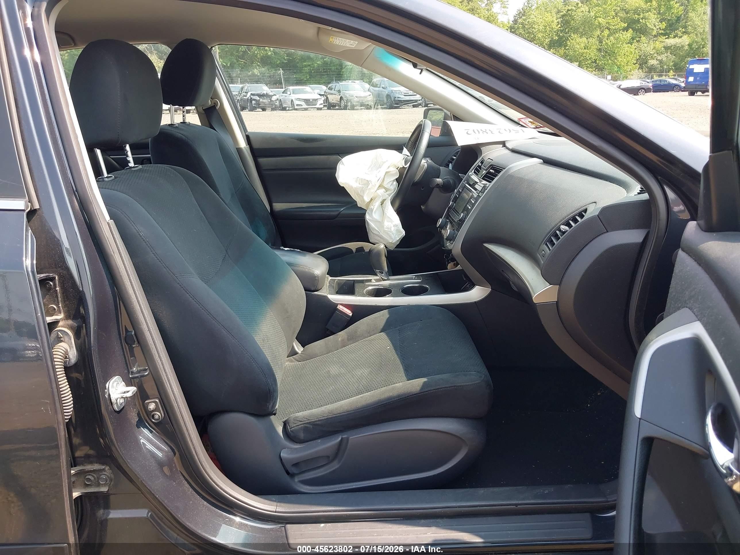 2015 Nissan Altima 2.5 Sv Серый vin: 1N4AL3AP3FC476281
