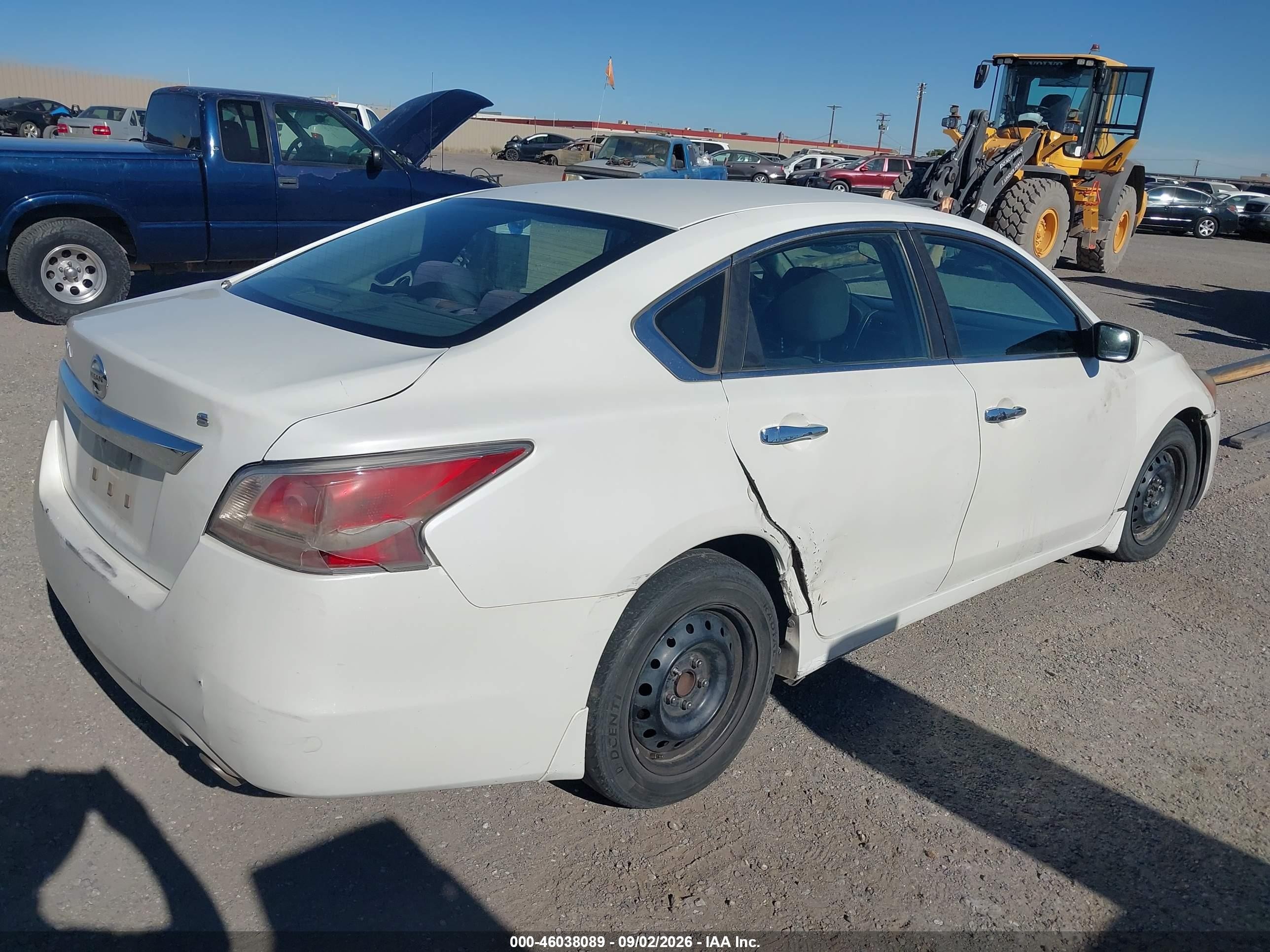 2015 Nissan Altima 2.5 S White vin: 1N4AL3AP3FC478175