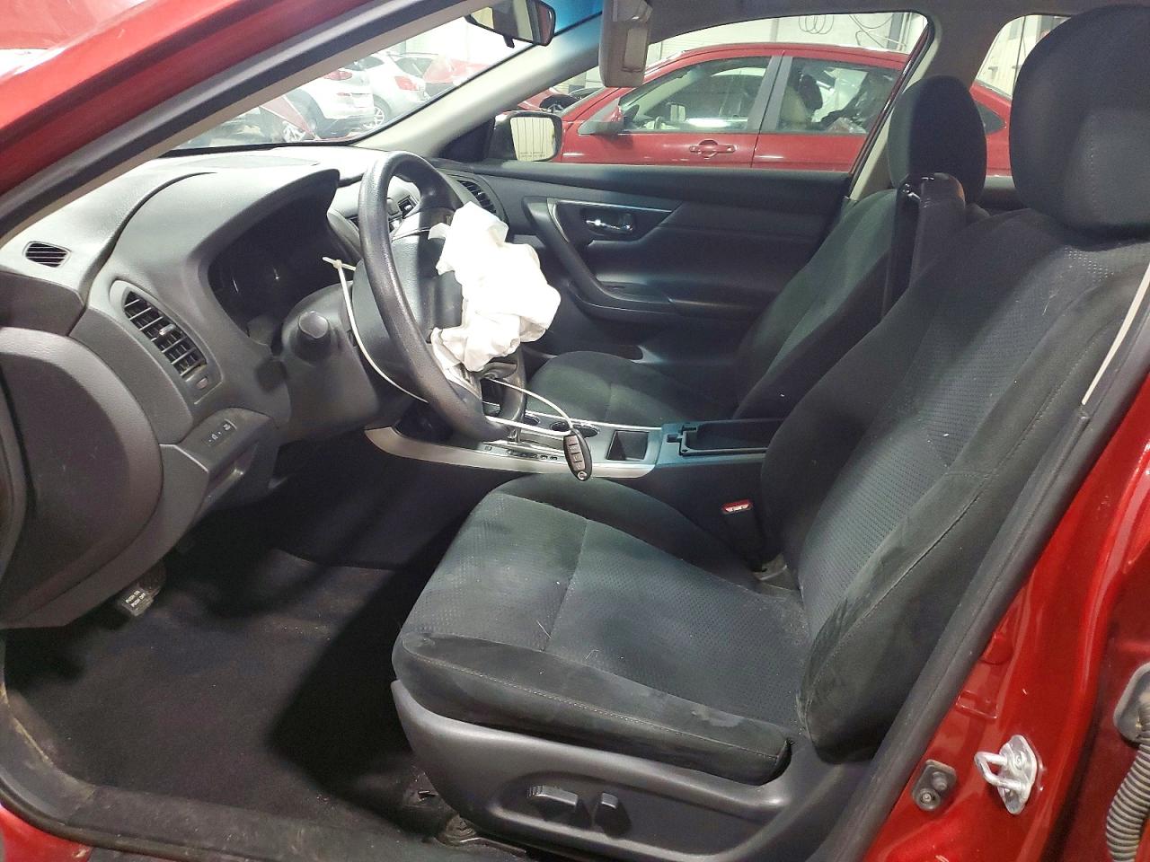 2015 Nissan Altima 2.5 S Red vin: 1N4AL3AP3FC481318