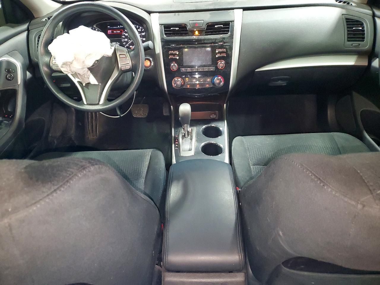 2015 Nissan Altima 2.5 S Red vin: 1N4AL3AP3FC481318