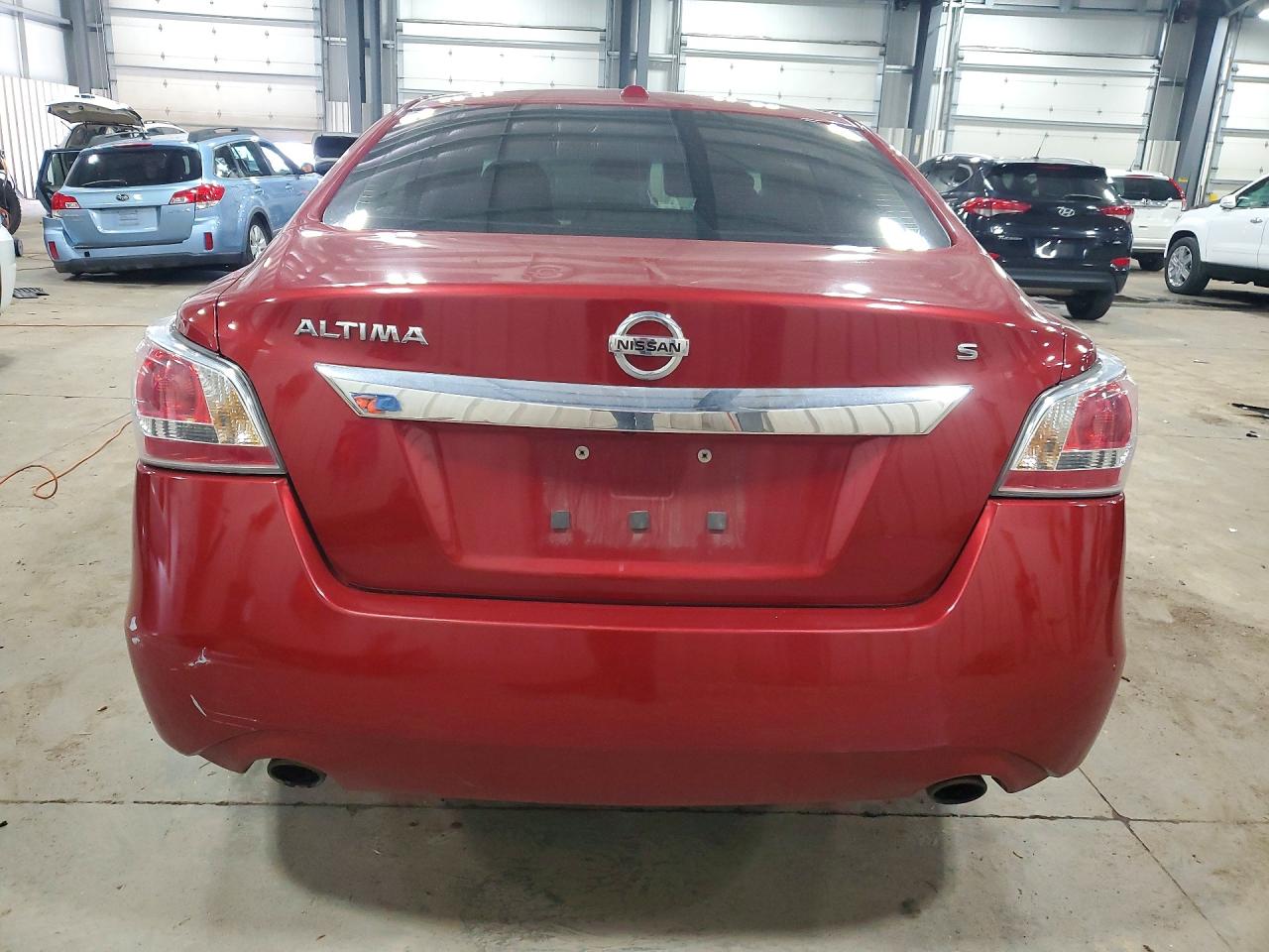 2015 Nissan Altima 2.5 S Red vin: 1N4AL3AP3FC481318
